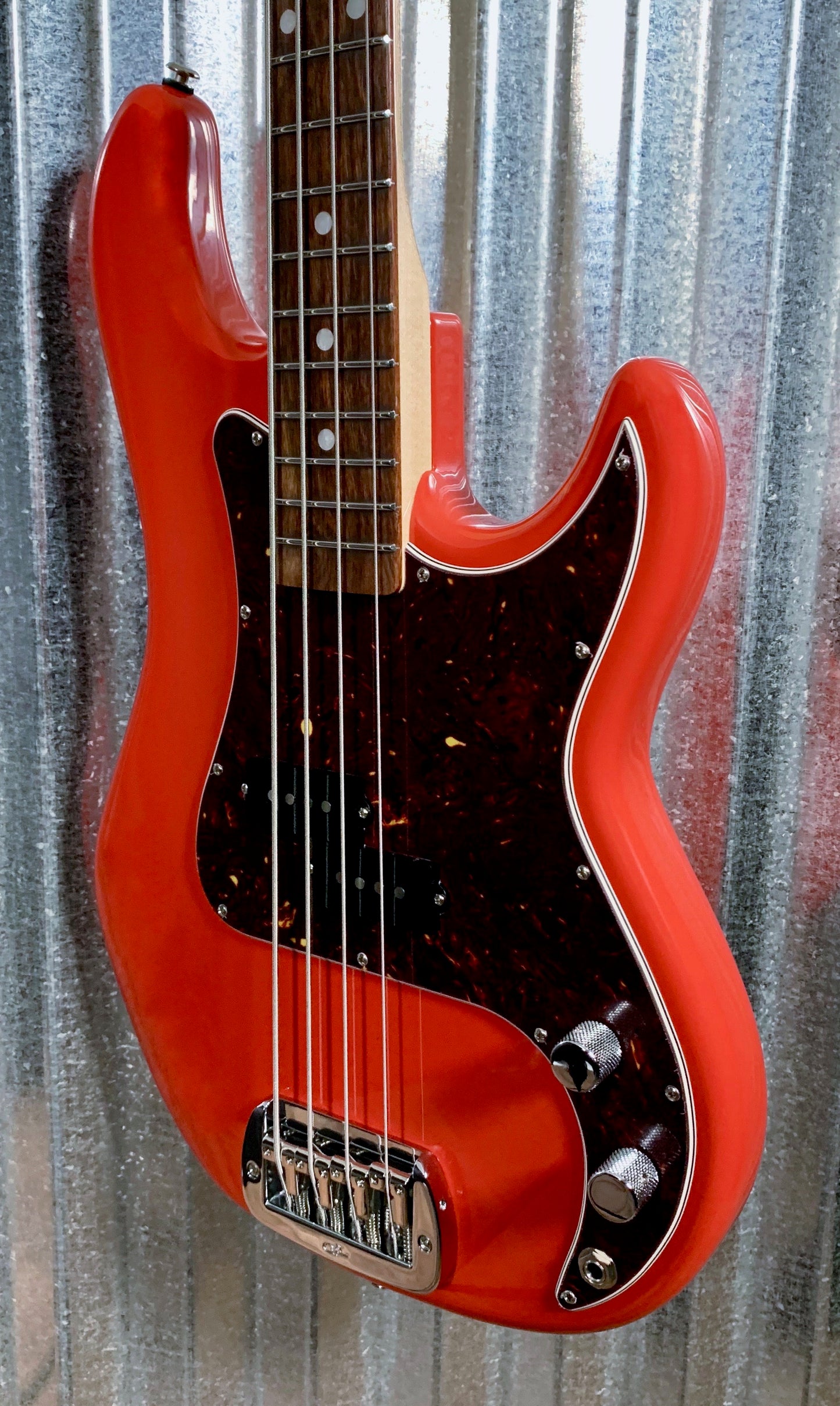 G&L USA Fullerton Deluxe LB100 Red 4 String Bass & Case LB-100 #2052