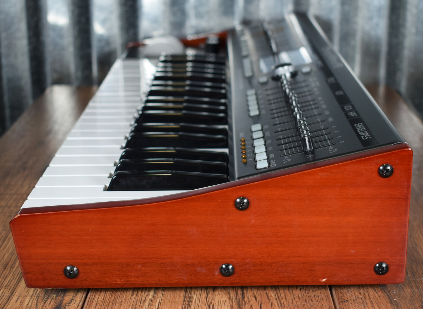 Behringer Deepmind 6 Voice Polyphonic Keyboard Synthesizer Used