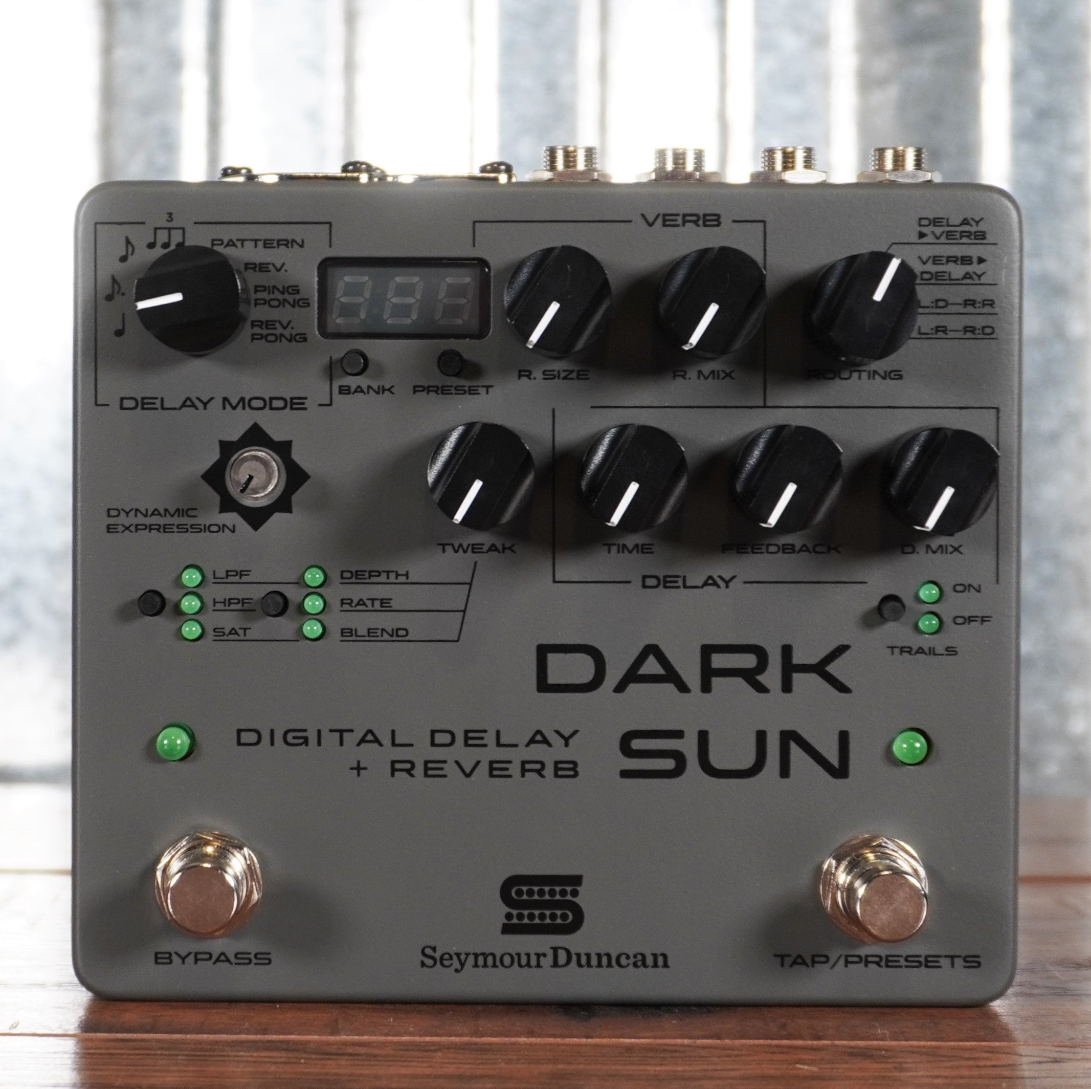 Seymour Duncan Mark Holcomb Dark Sun Delay + Reverb Guitar Effect Pedal