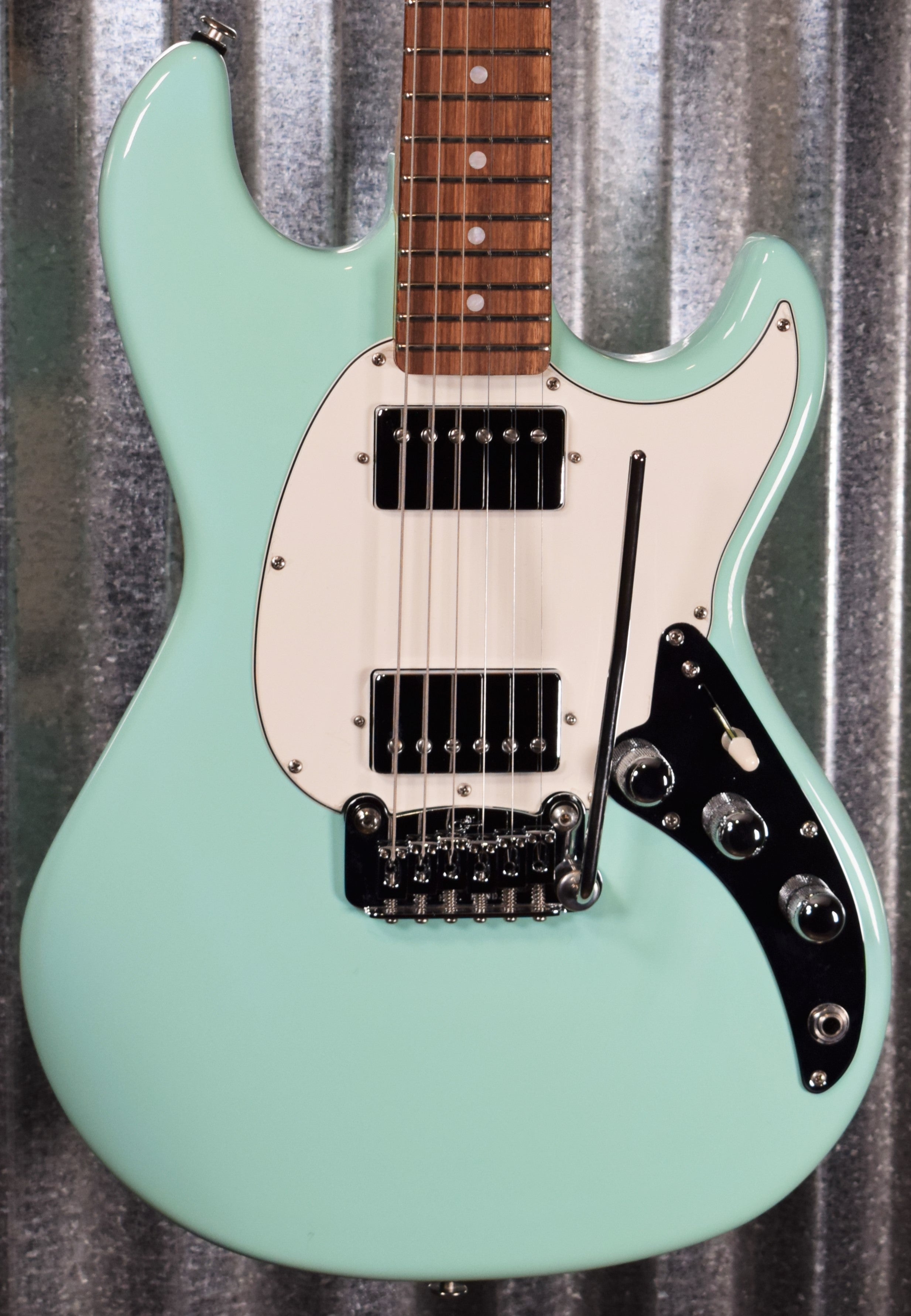 G&L USA Fullerton Deluxe Skyhawk HH Surf Green Guitar & Case #2092 –  Specialty Traders