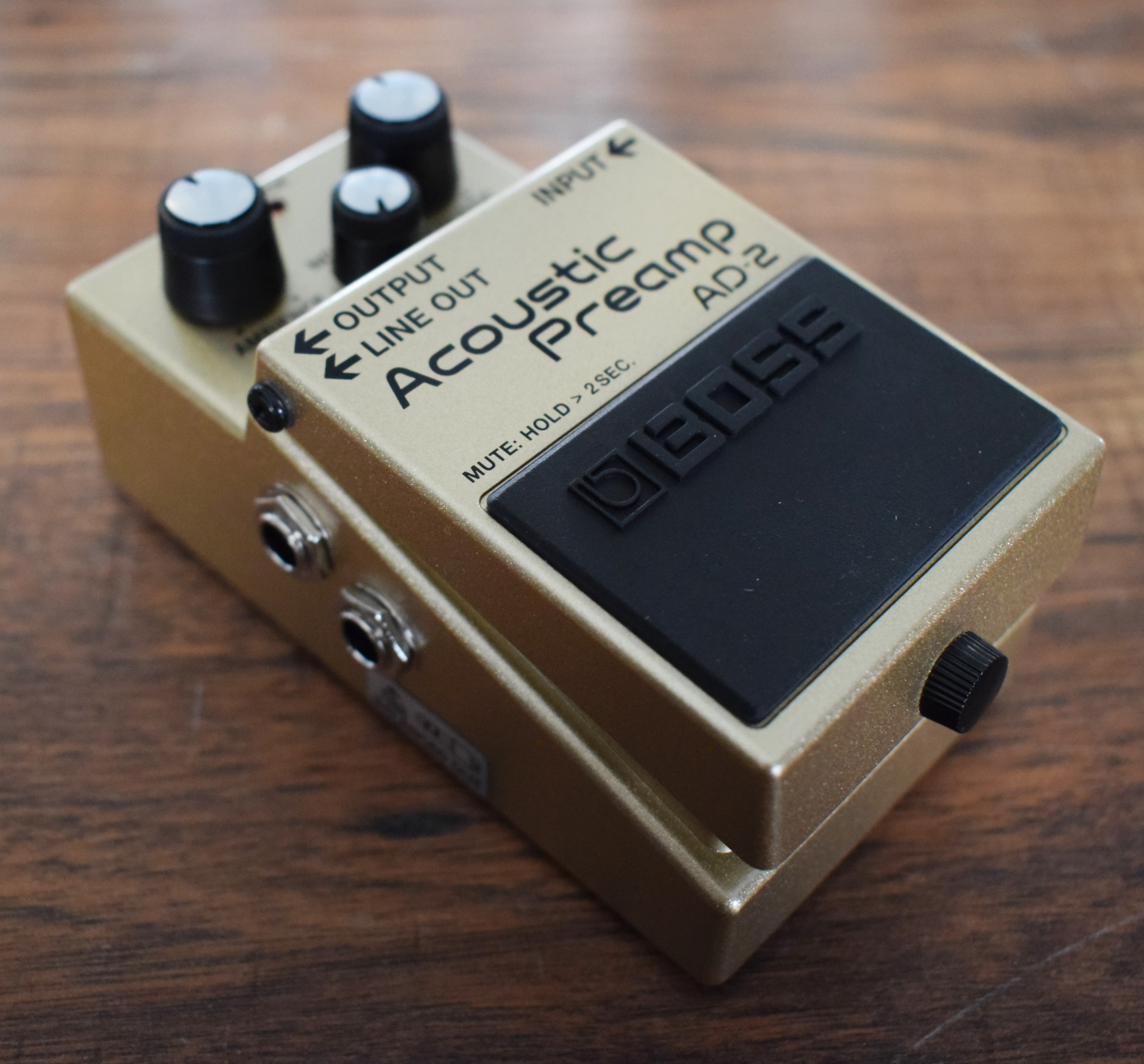 Boss AD-2 Acoustic Preamp Guitar Effect Pedal – Specialty Traders