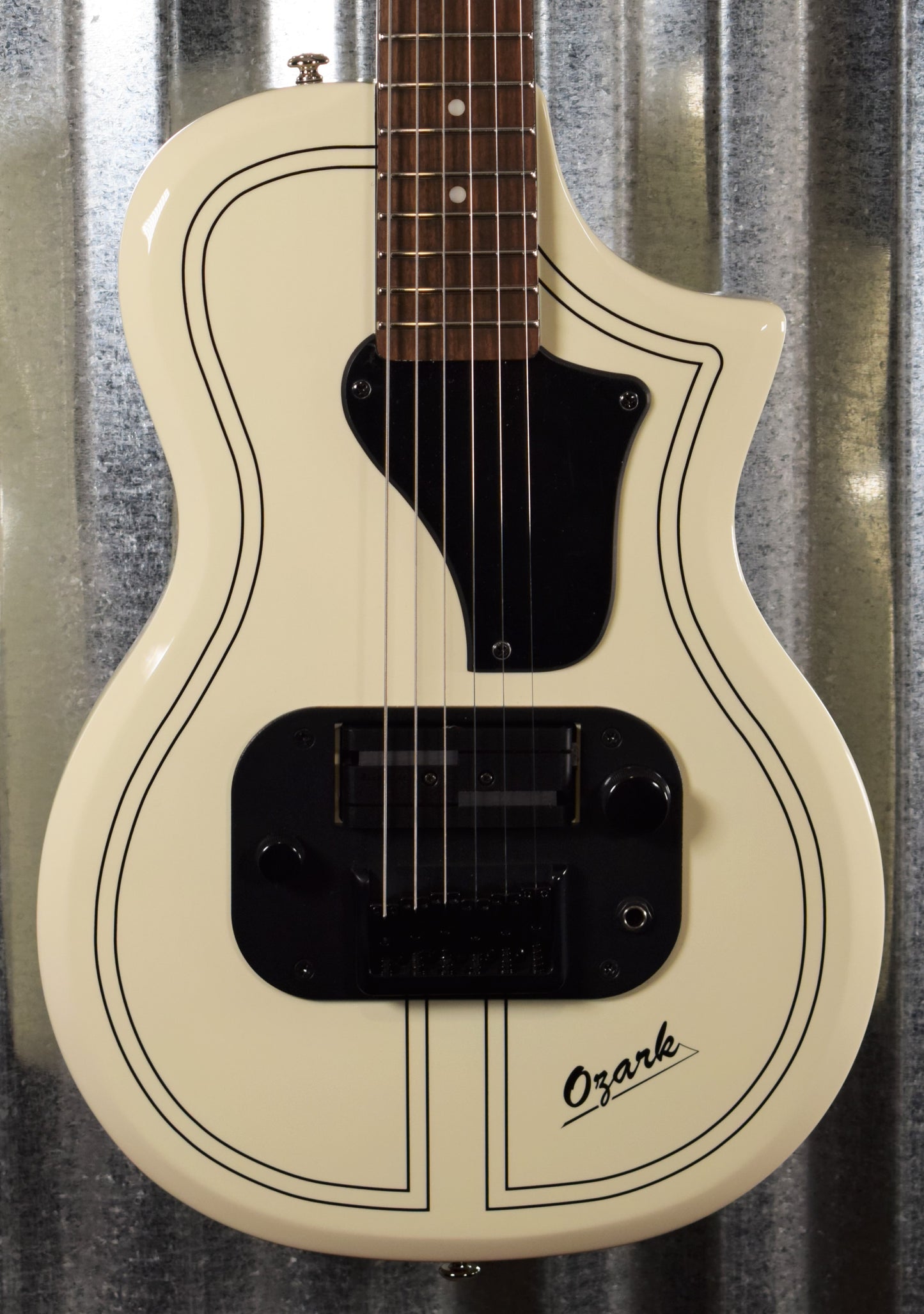 Supro 1261AW Ozark Antique White Guitar & Bag Demo #0020