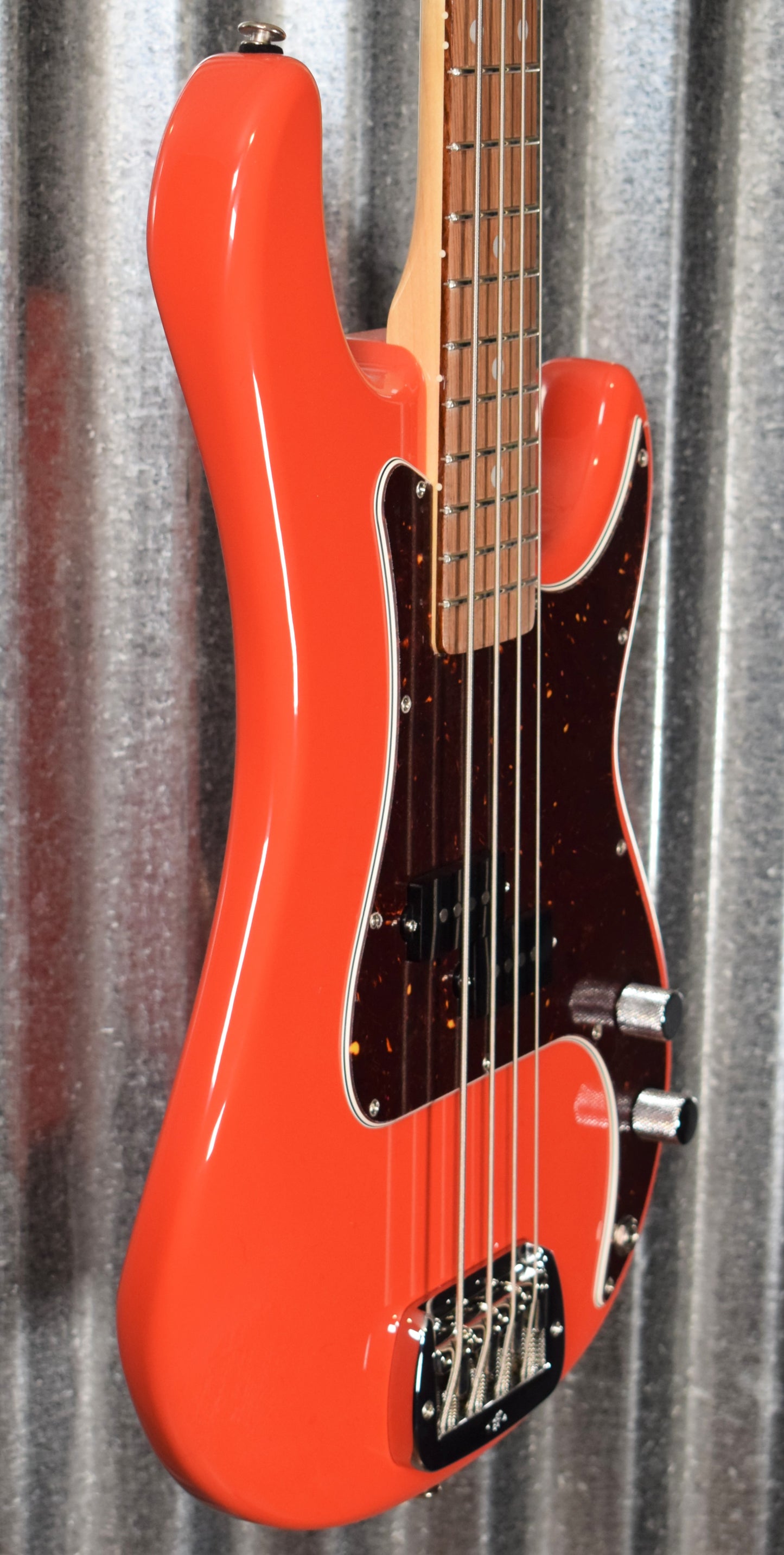G&L USA Fullerton Deluxe Lb-100 4 String Bass Fullerton Red & Case LB100 2019 #5101