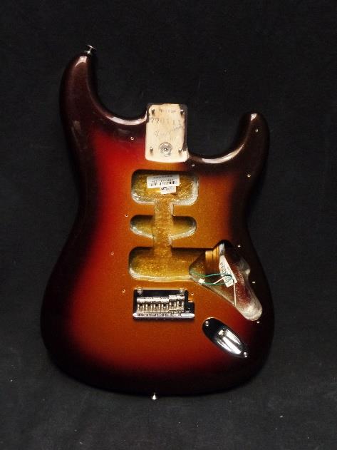 Fender American Deluxe Plus Stat Body Mystc 3 Color Sunburnst & Neck Plate