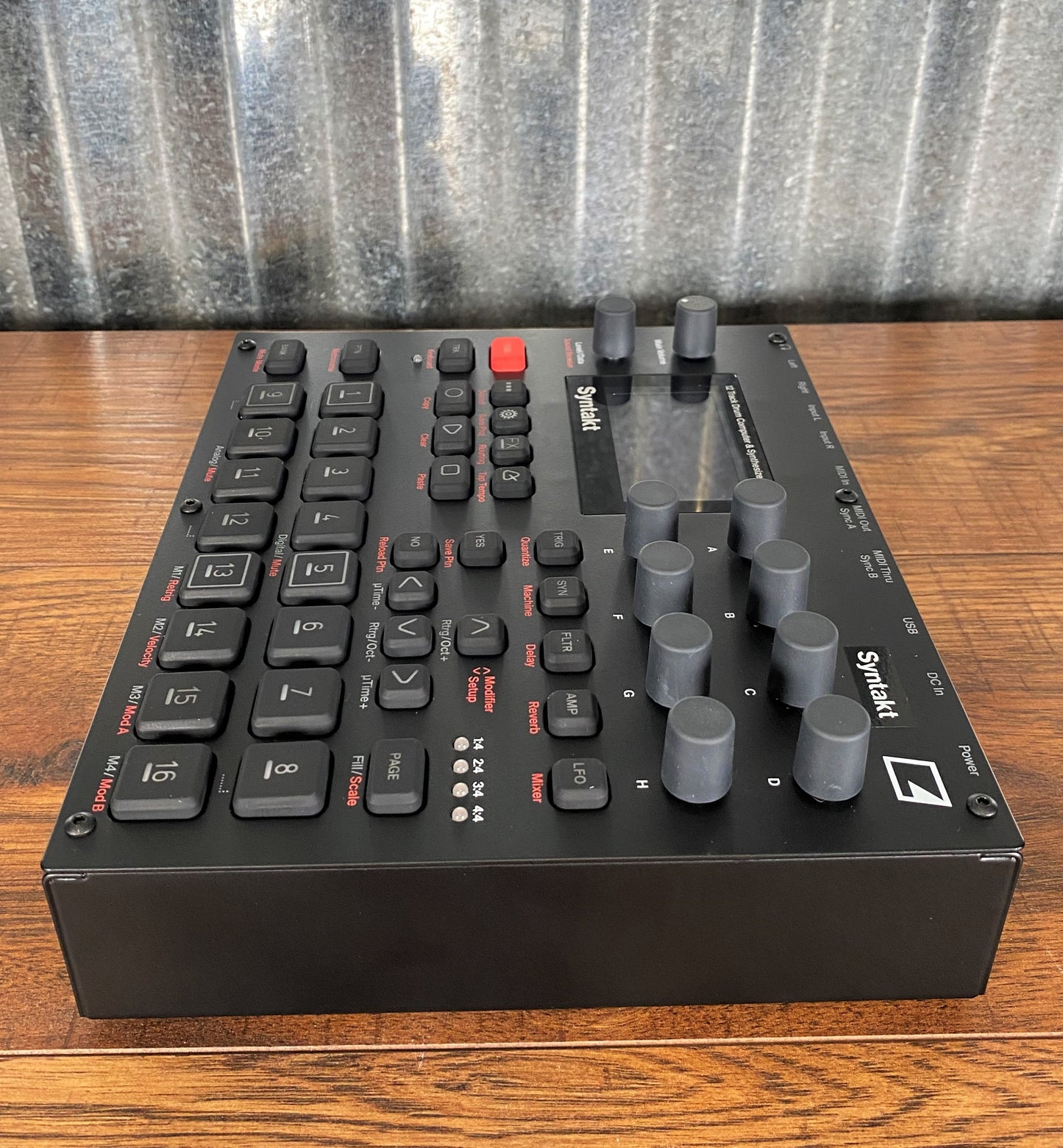 Elektron Syntakt 12 Track Drum Computer & Synthesizer Used