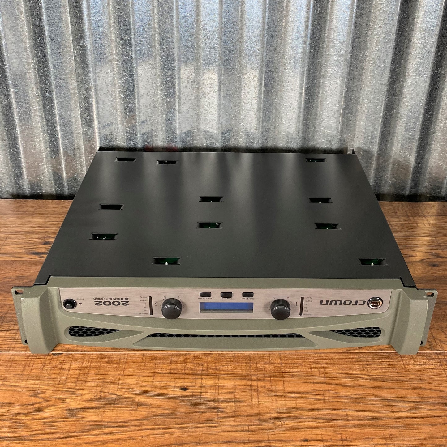 Crown Xti 2002 Two Channel 800 Watt PA Power Amplifier #1 Used