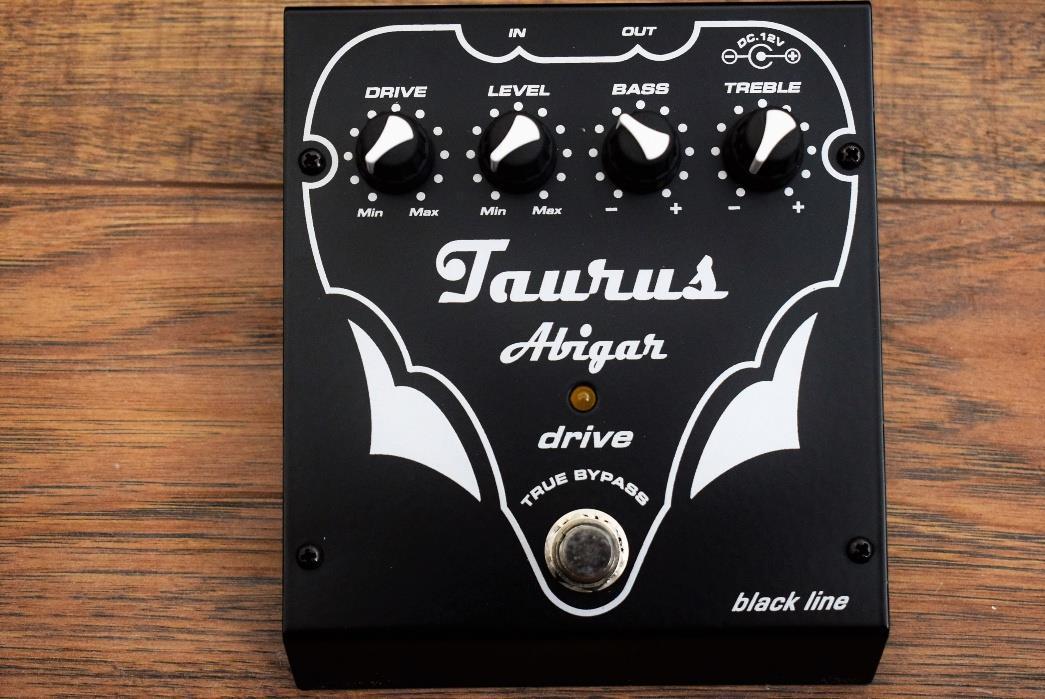 Taurus Amplification Abigar BL Drive Bass & Guitar Effect Pedal & AC Adapter