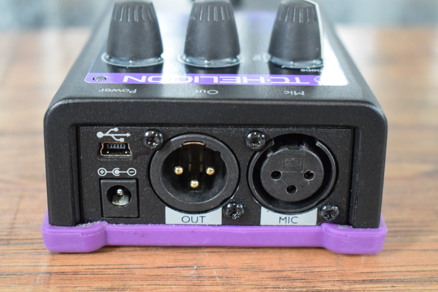 TC Helicon Voicetone X1 Megaphone & Distortion Vocal Effect Pedal Used