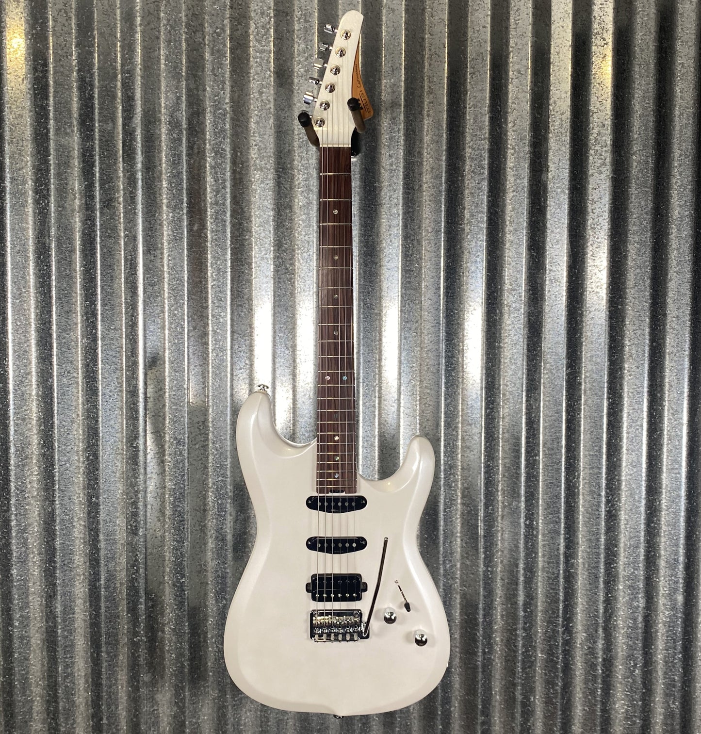 Musi Capricorn Fusion HSS Superstrat Pearl White Guitar #0107