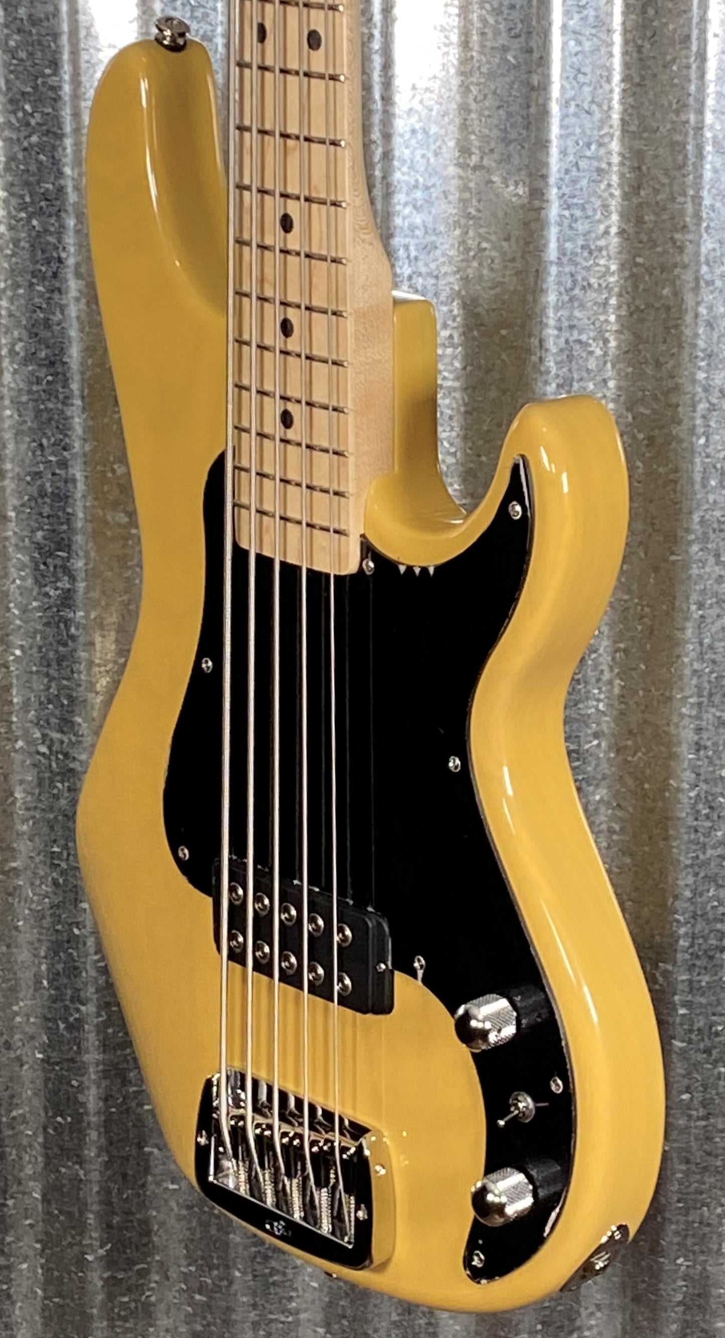 G&L USA Kiloton 5 String Butterscotch Blonde Bass & Case #7092