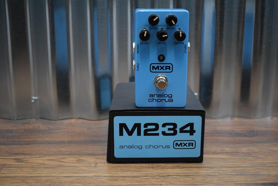 MXR M234 Analog Chorus Guitar Effect Pedal *