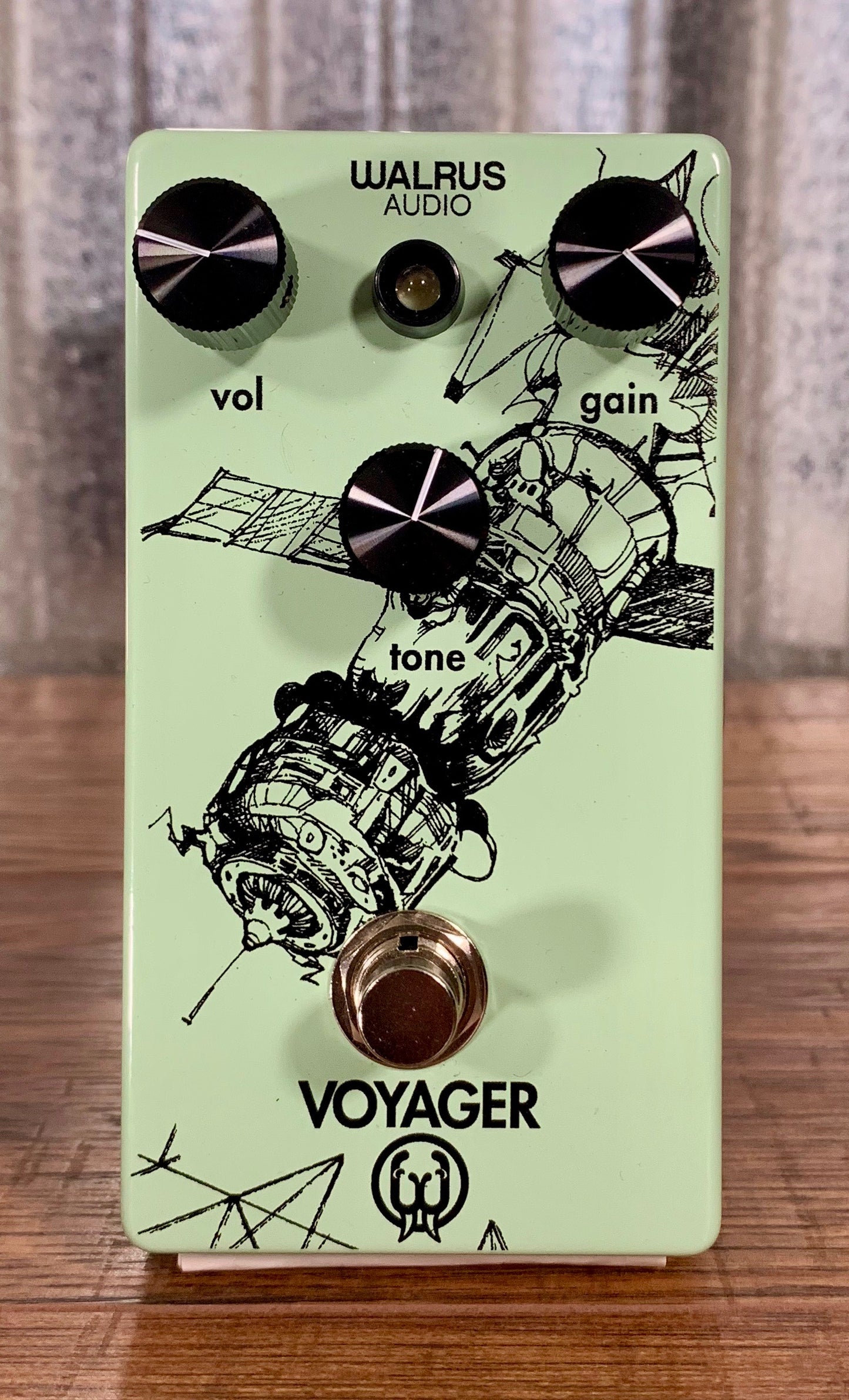 Walrus Audio Voyager Preamp Overdrive Guitar Effect Pedal Demo