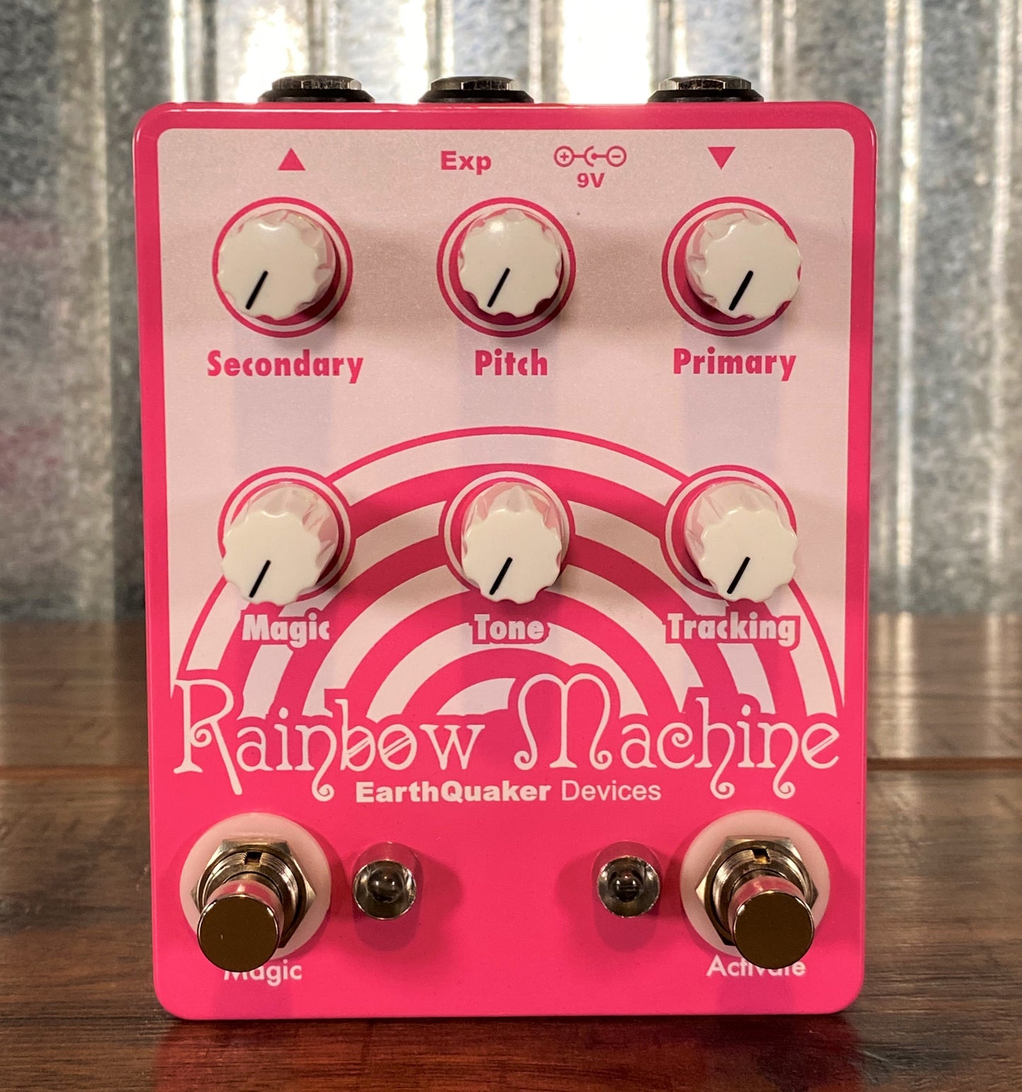 Earthquaker Devices EQD Rainbow Machine V1 Polyphonic Pitch Mesmerizer Guitar Effect Pedal NOS