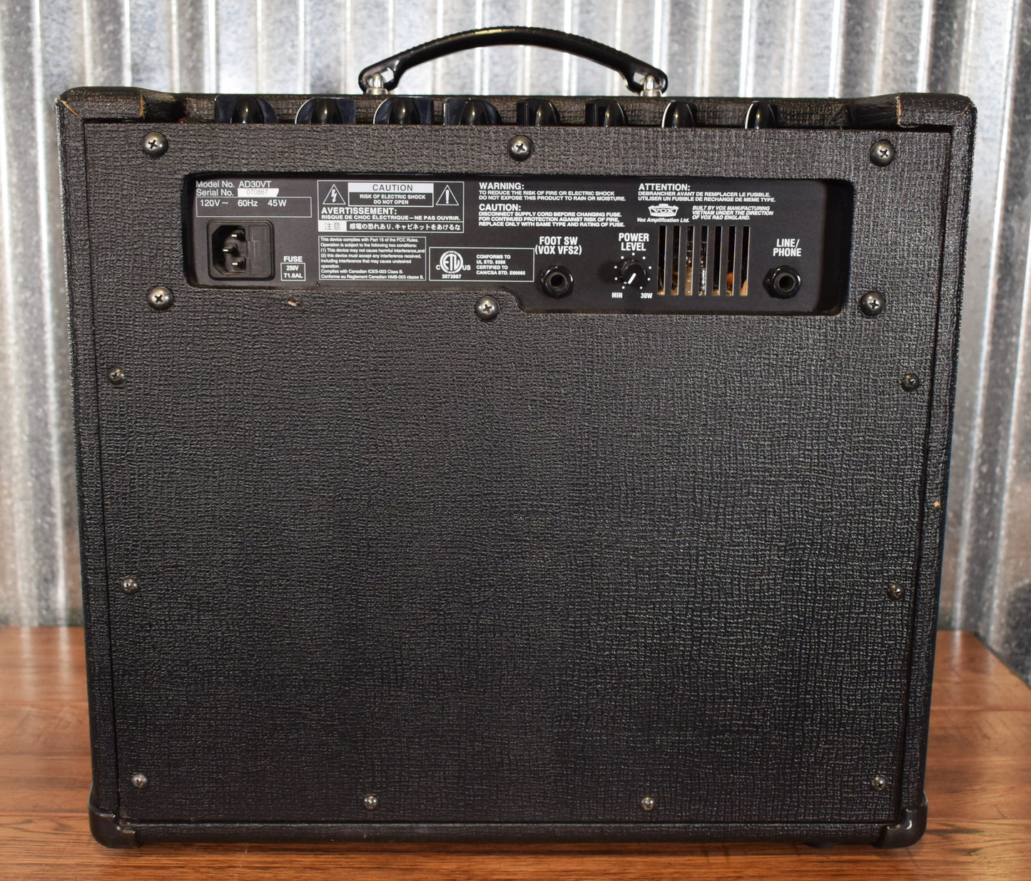 Vox AD30VT Valvetronix 30 Watt 1x10" Modeling Guitar Combo Amplifier Used