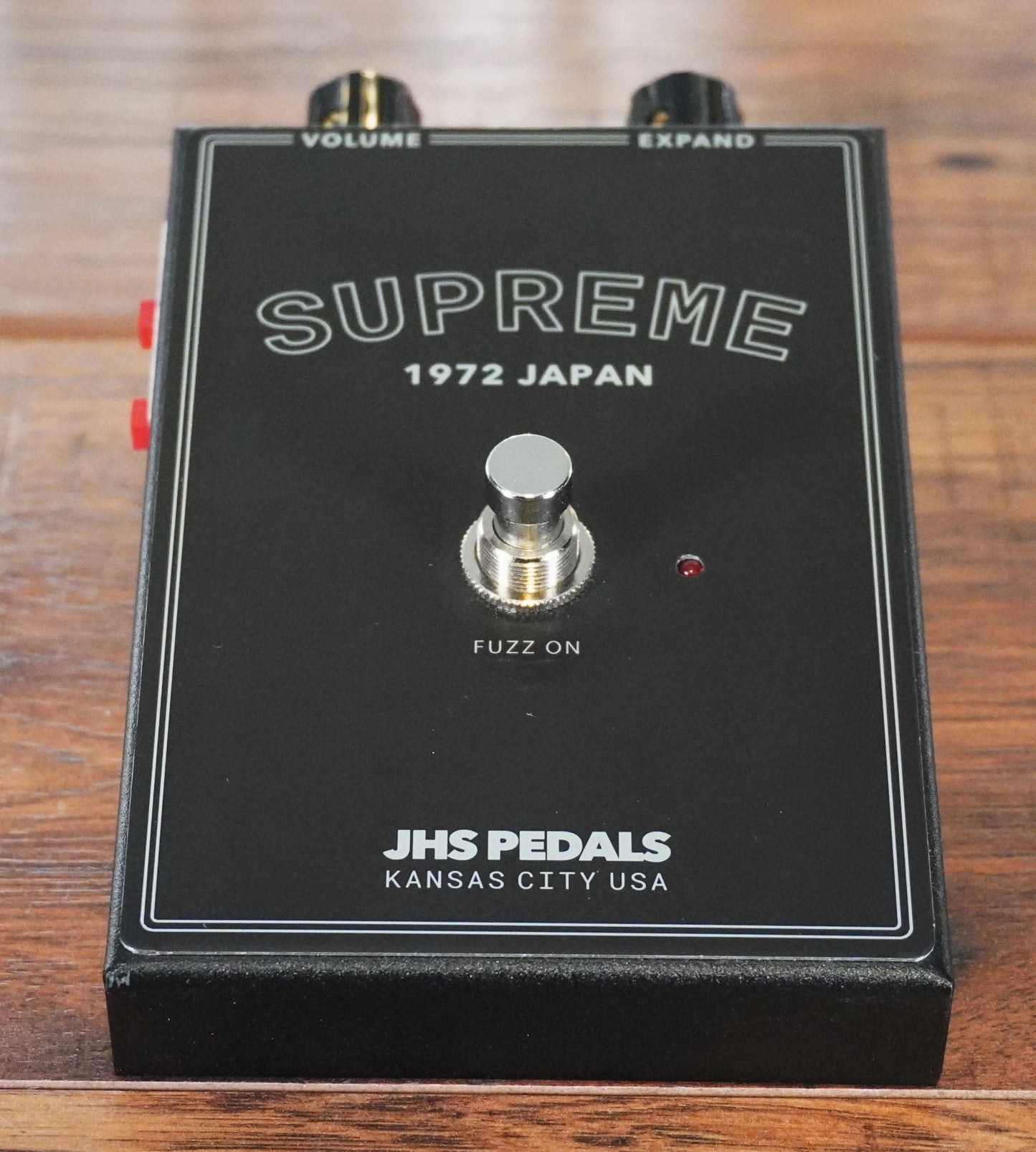 JHS Pedals Supreme Fuzz Guitar Effect Pedal Demo