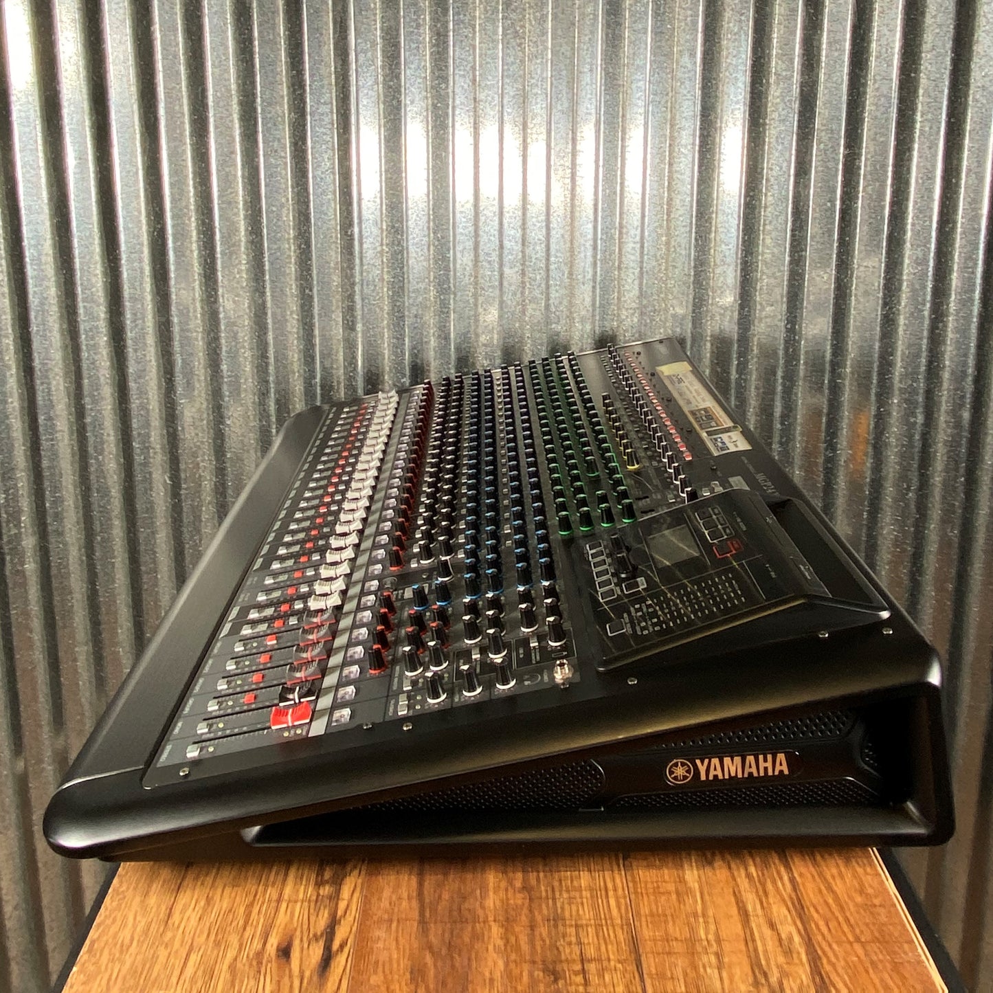 Yamaha MGP24X 24 Input Digital/Analog Mixer Used