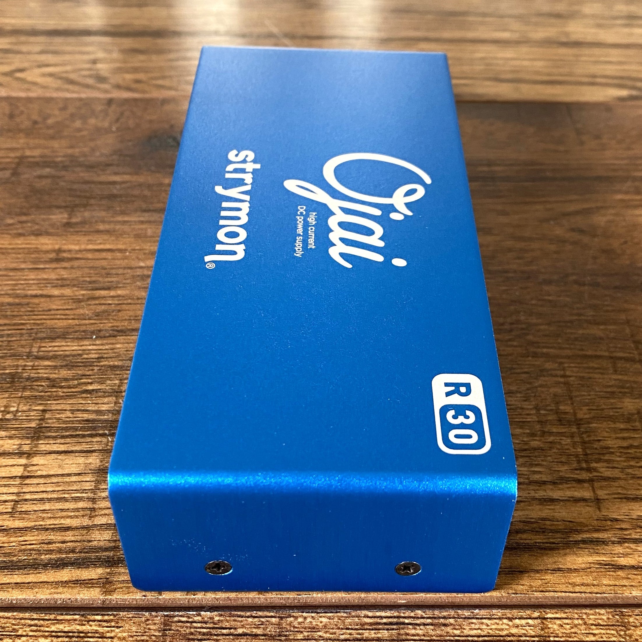 Strymon Ojai R30 Guitar Effect Pedal Power Supply – Specialty Traders