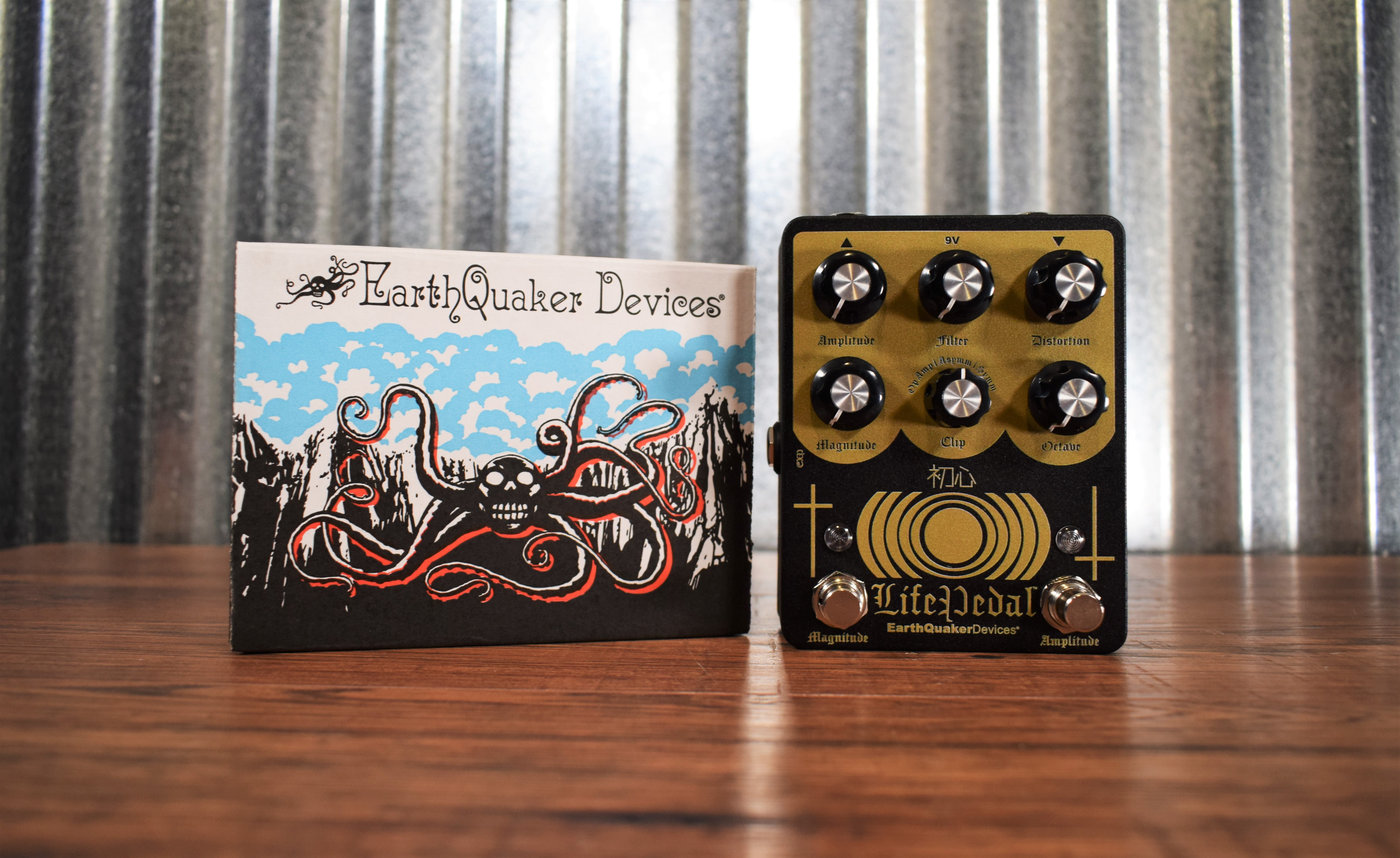Earthquaker Devices EQD Life Pedal V2 Distortion Octave