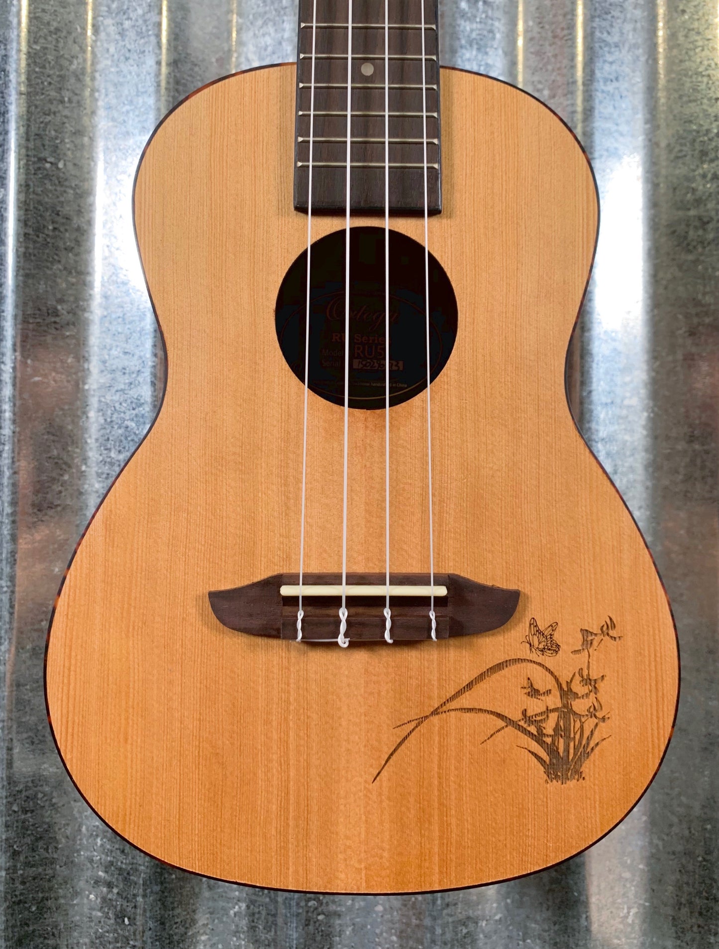 Ortega Guitars RU5 Natural Spruce Top Concert Ukulele