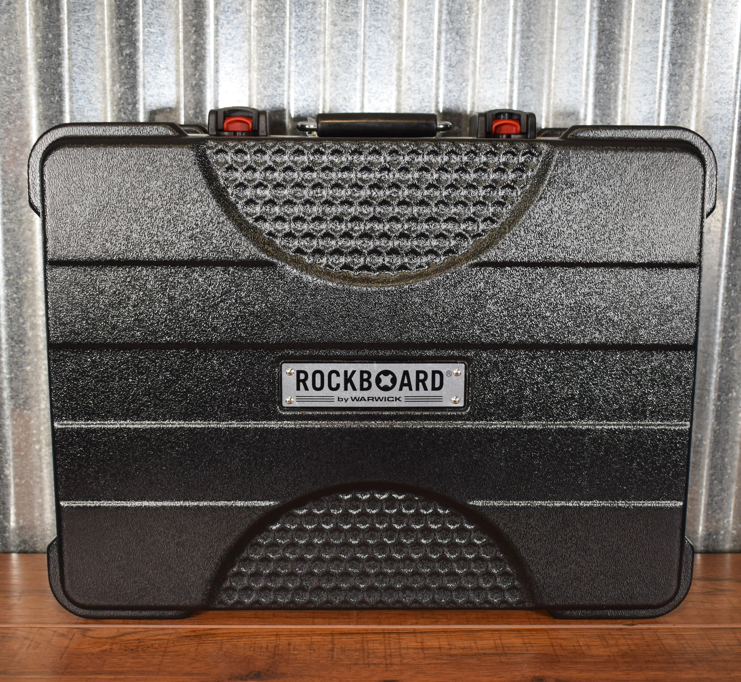 Warwick Rockboard Quad 4.1 A Guitar Effect Pedalboard & ABS Case Demo