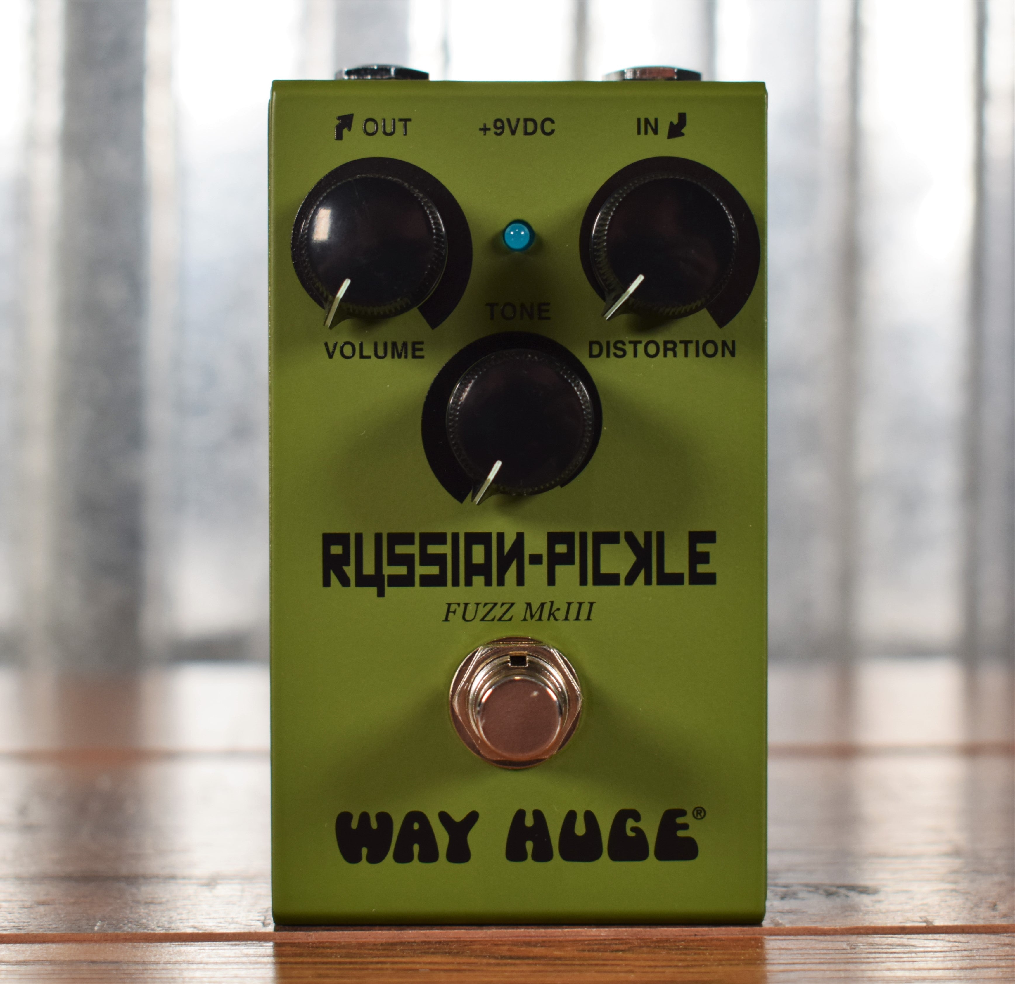 Dunlop Way Huge WM42 Russian Pickle Smalls Mini Fuzz Guitar Effect Pedal