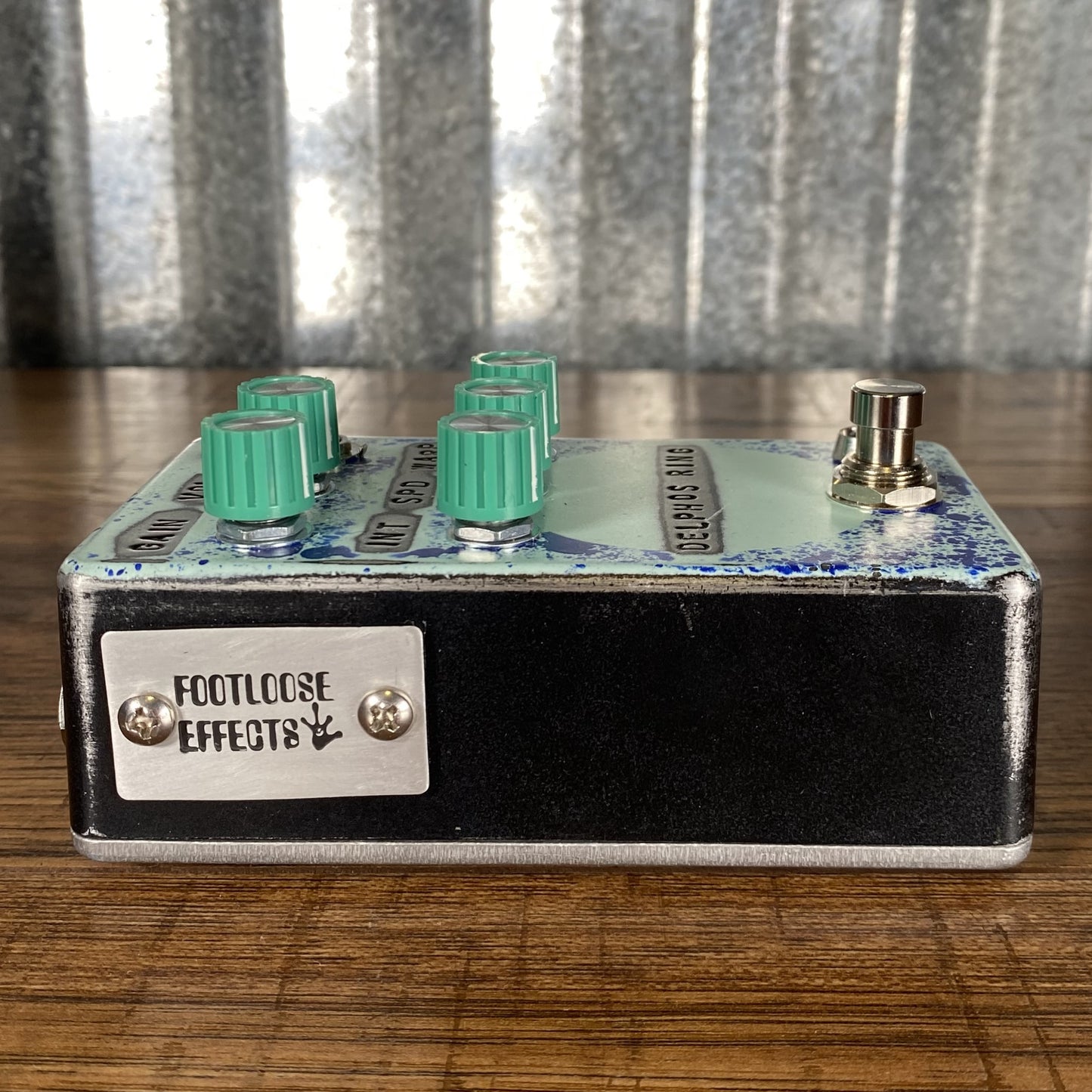Footloose Effects Delphos Ring Silicon Fuzz Ring Modulator Guitar Effect Pedal Used