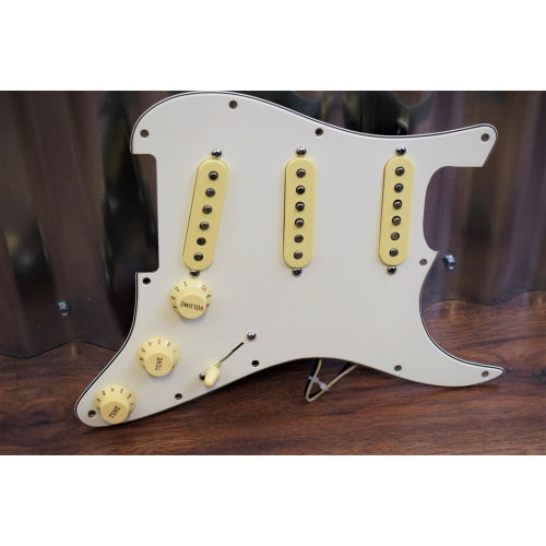 Fender Custom Shop Fat 50's Stratocaster Pickups Loaded White Pickguard Aged White Covers Used