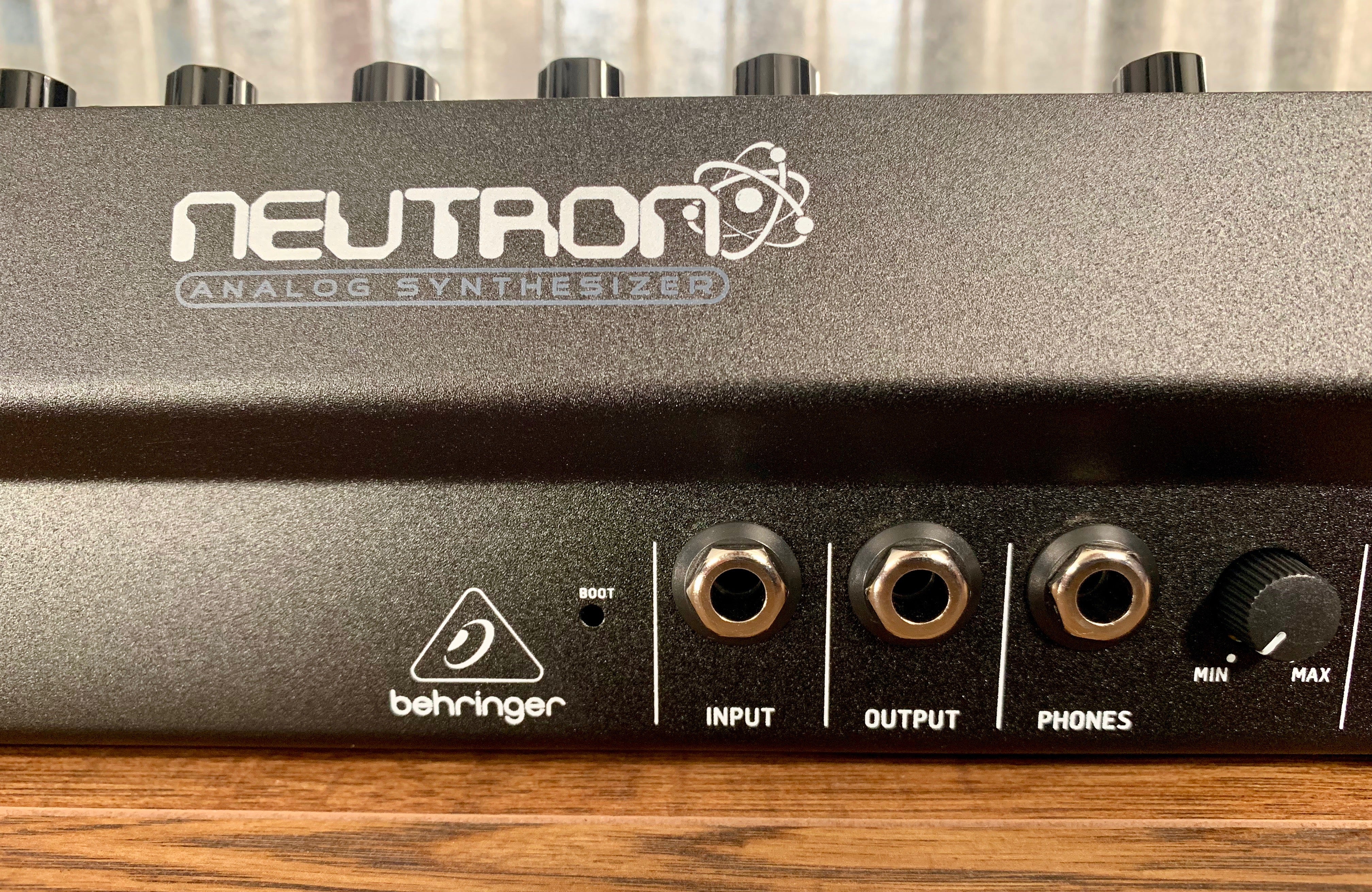 Behringer | Product | NEUTRON
