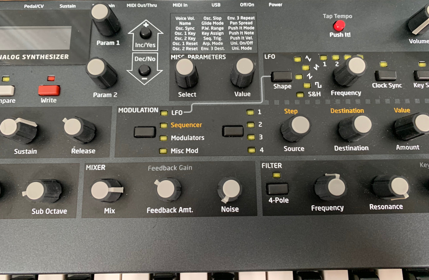 Dave Smith Instruments Mopho x4 Programmable Polyphonic Analogue Synthesizer Keyboard Used