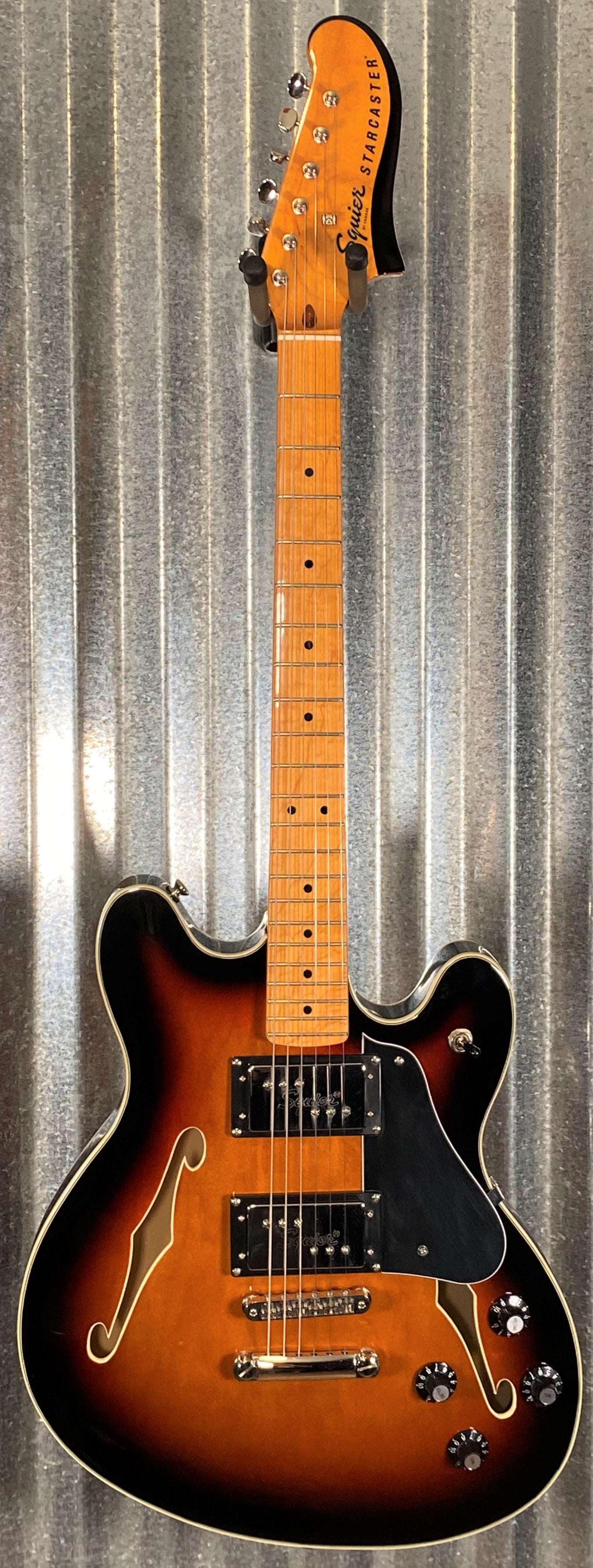 Squier Classic Vibe Starcaster Semi Hollow 3 Color Sunburst Guitar