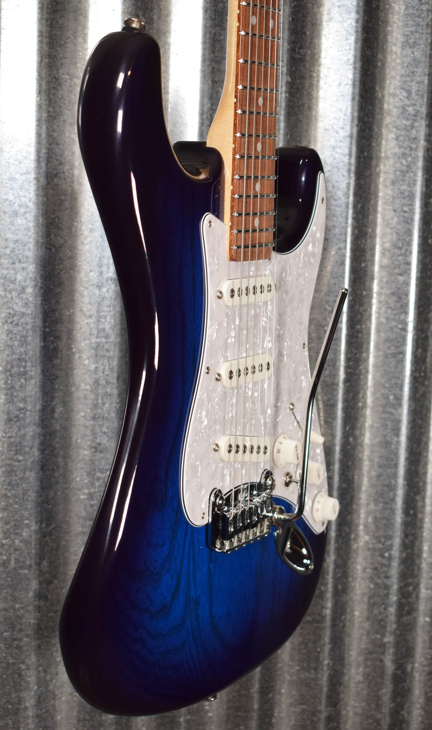 G&L USA Fullerton Deluxe S-500 Blueburst Guitar & Case S500 #5053