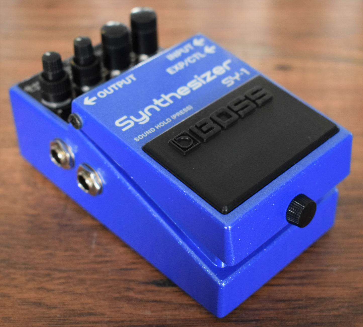 Boss SY-1 Guitar Synth Effect Pedal