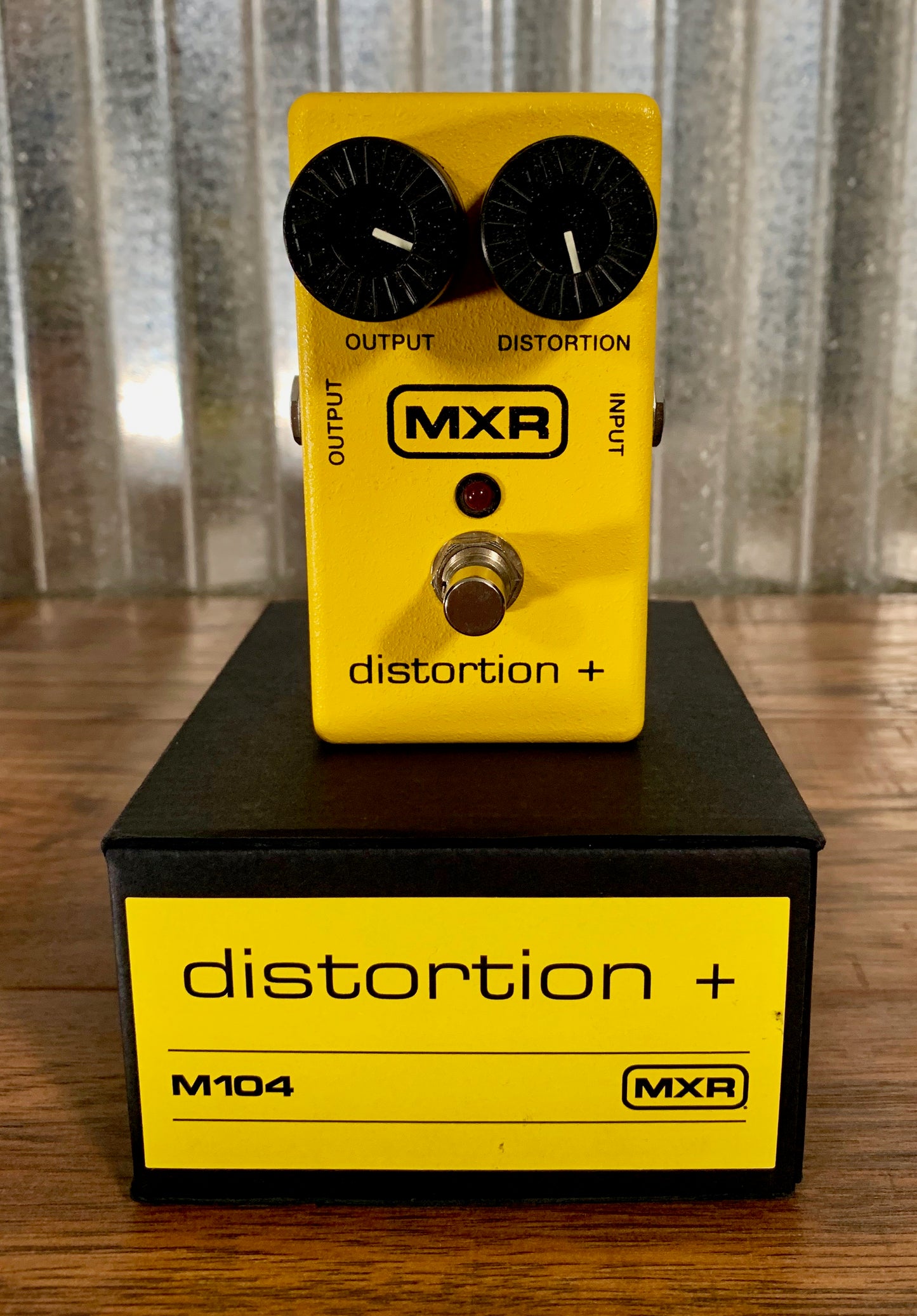 Dunlop MXR M104 Distortion + Guitar Effect Pedal