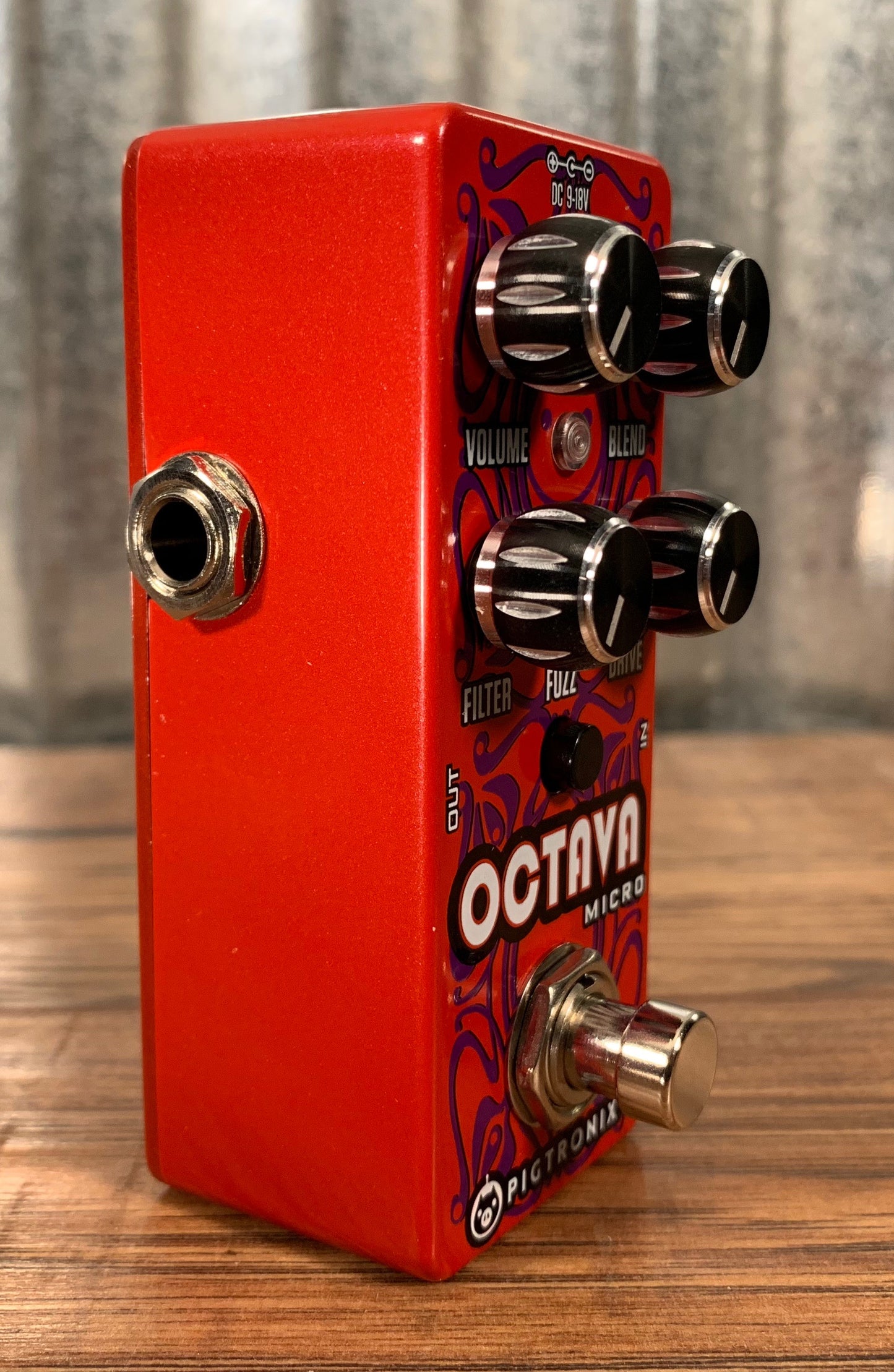 Pigtronix OCT Octava Micro Octave Fuzz Guitar Effect Pedal Demo