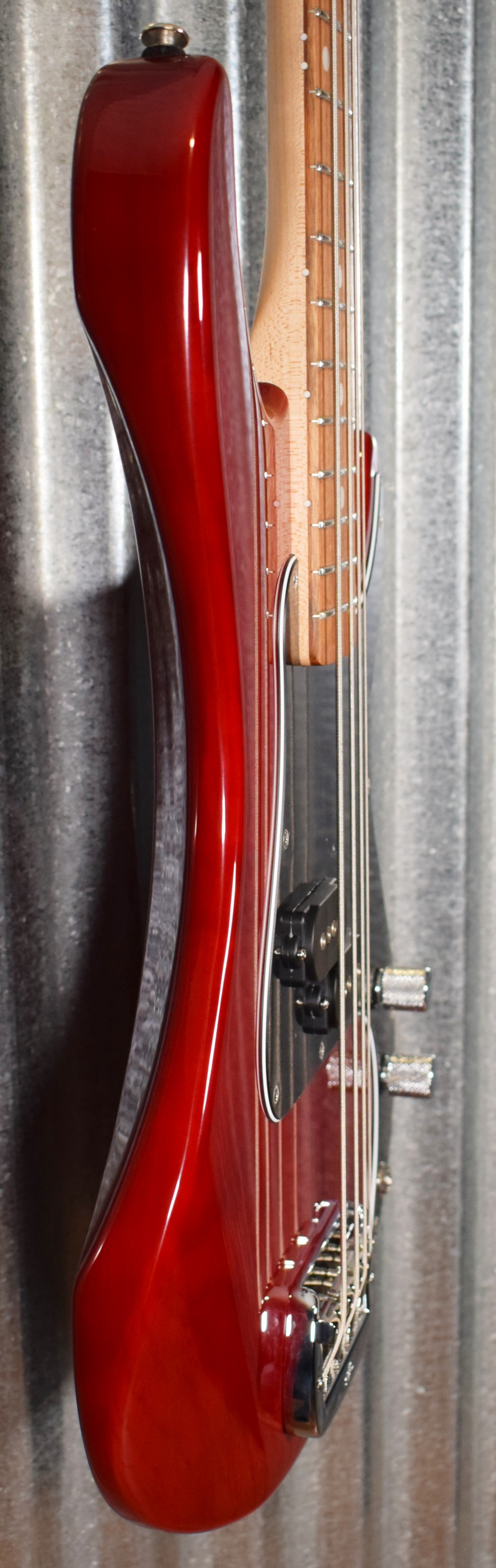 G&L USA SB-1 Clear Red Bass & Case SB1 2019 #1055 – Specialty Traders