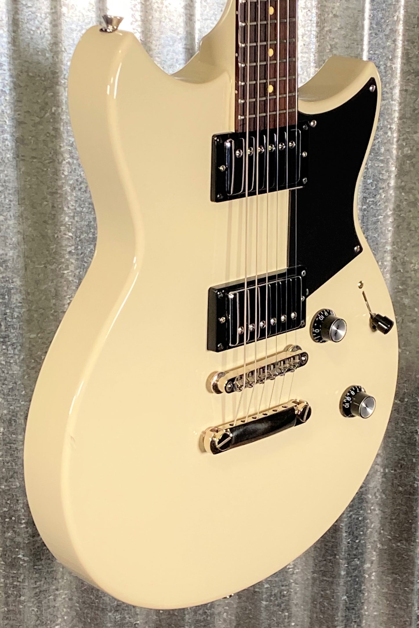 Yamaha Revstar RS320 Vintage White Guitar #3051 Used