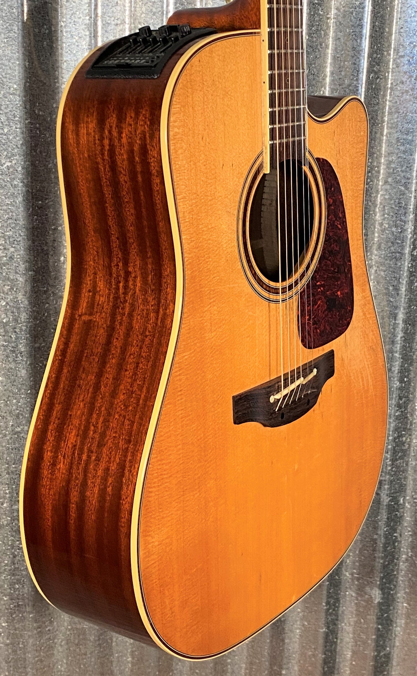 Takamine P4DC Natural Acoustic Electric Guitar & Case #0561 Used