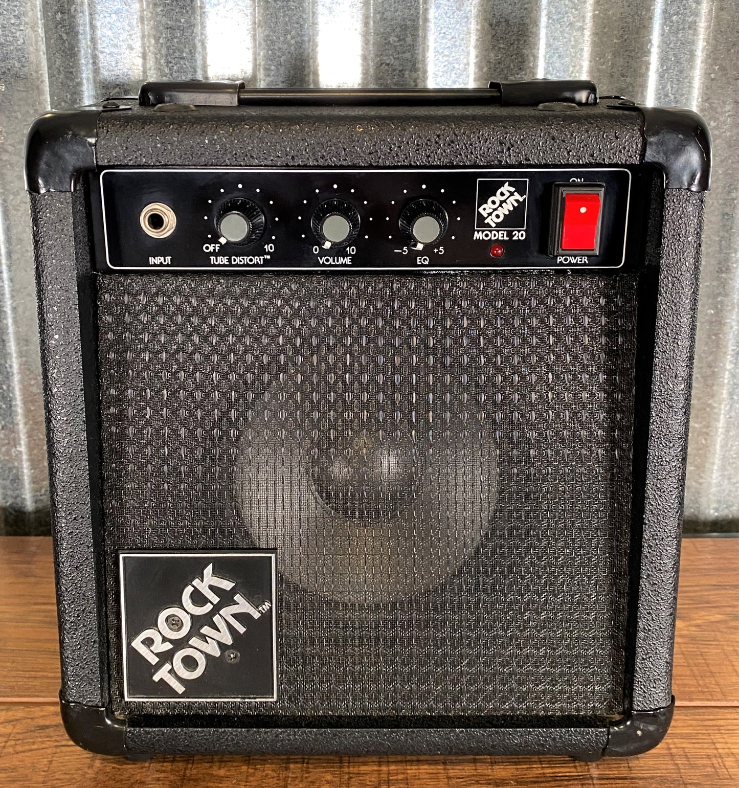 Rock Town Model 20 1x6" 30 Watt Guitar Combo Amplifier Used