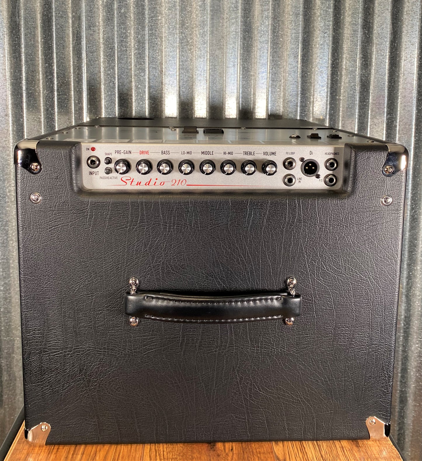 Ashdown STUDIO210 300 Watt 2x10 NEO Superlight Bass Combo Amplifier Used