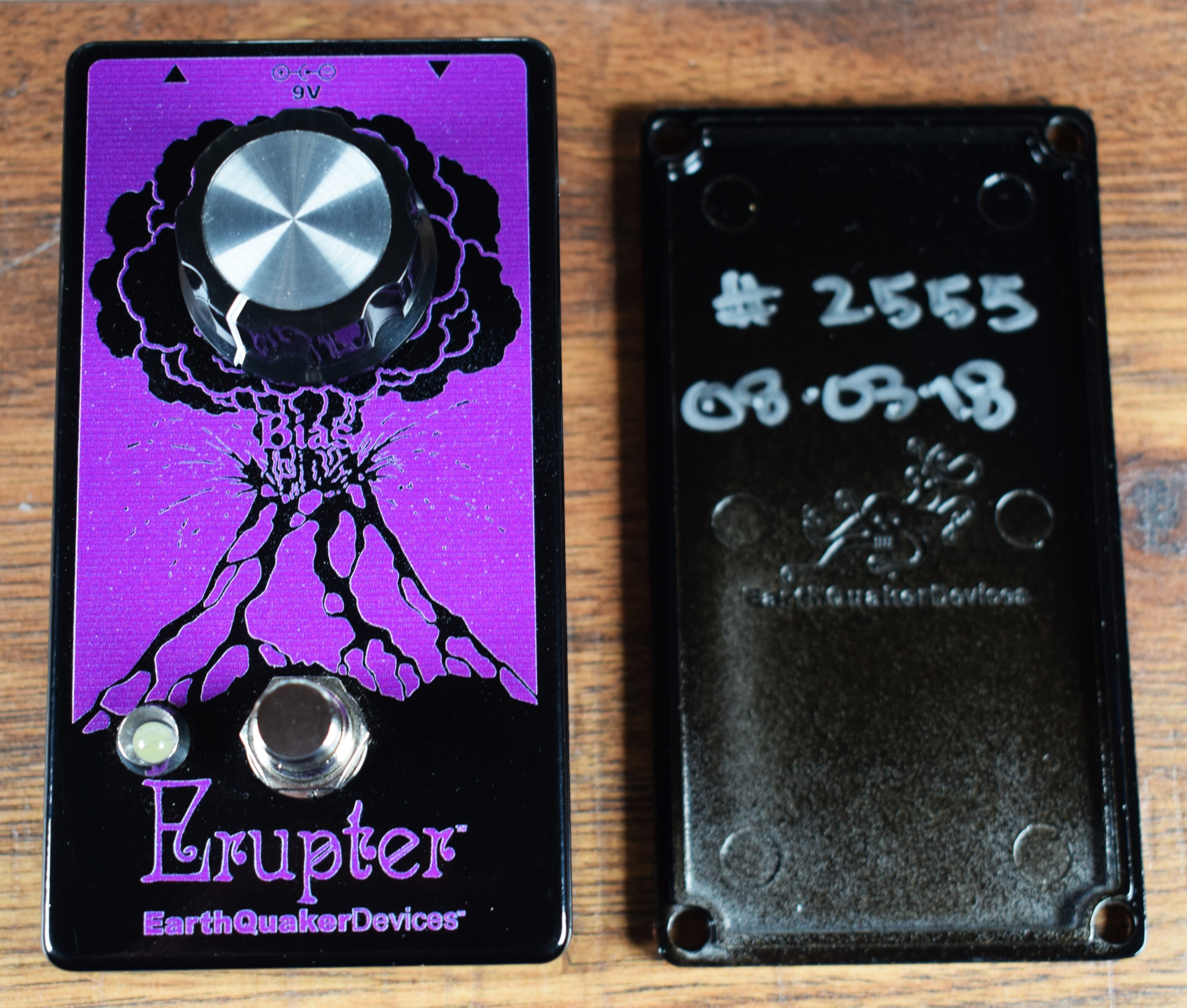 Earthquaker Devices EQD Erupter Fuzz Limited Edition Purple Guitar