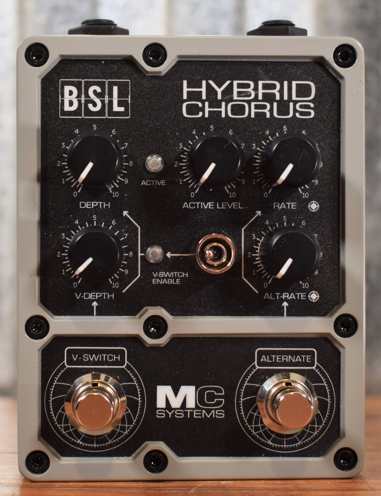 MC Systems Apollo BSL Hybrid Chorus Guitar Effect Pedal Used