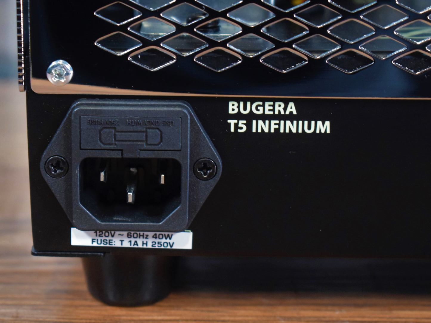 Bugera T5-Infinium 5 Watt Tube Reverb Guitar Head Amplifier
