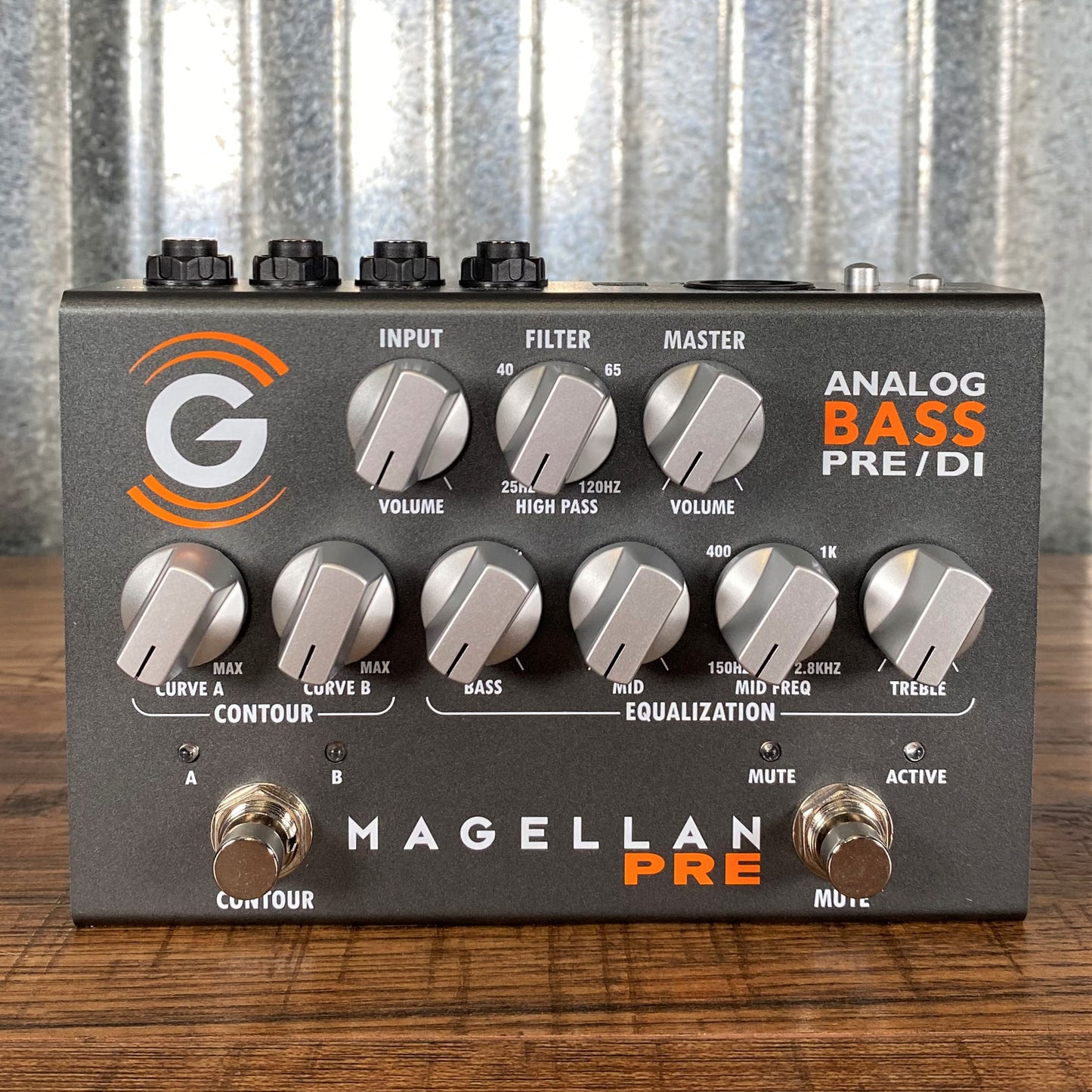 Genzler Amplification Magellan Pre Preamp Direct Out EQ Bass Effect Pedal
