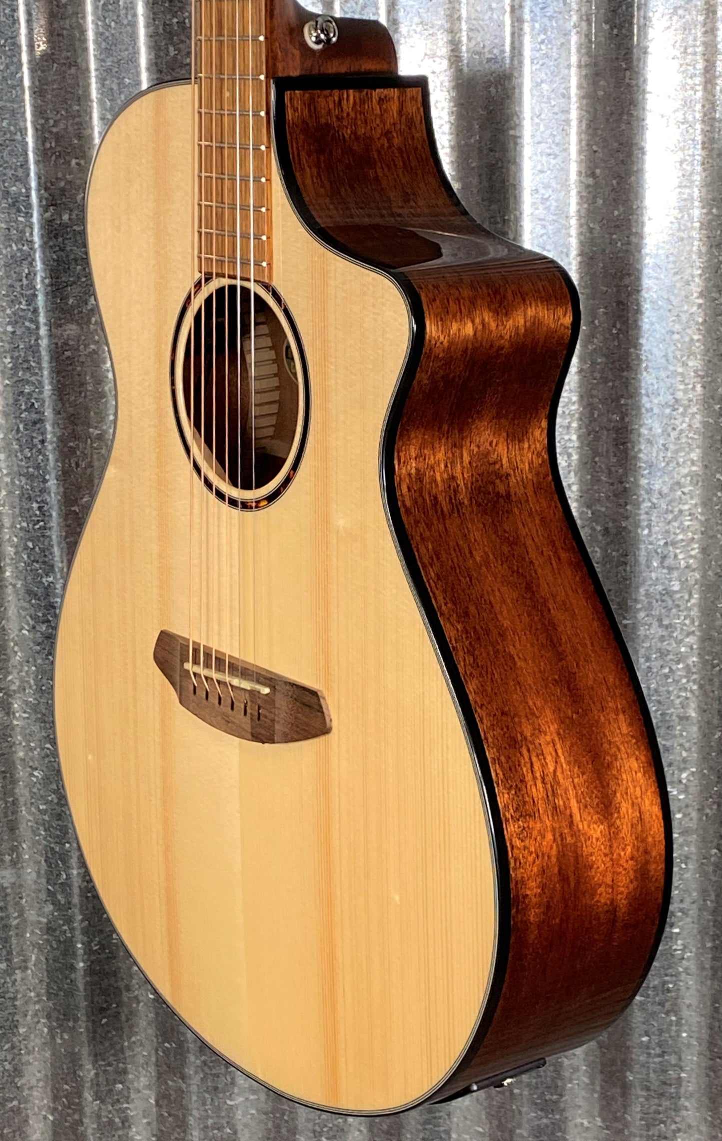 Breedlove Discovery S Concert CE Spruce Natural Acoustic Electric Guitar DSCN01CEEUAM #6558