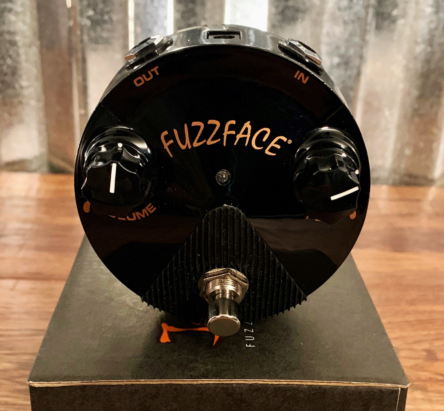 Dunlop FFM4 Joe Bonamassa Fuzz Face Mini Distortion Guitar Effect Pedal