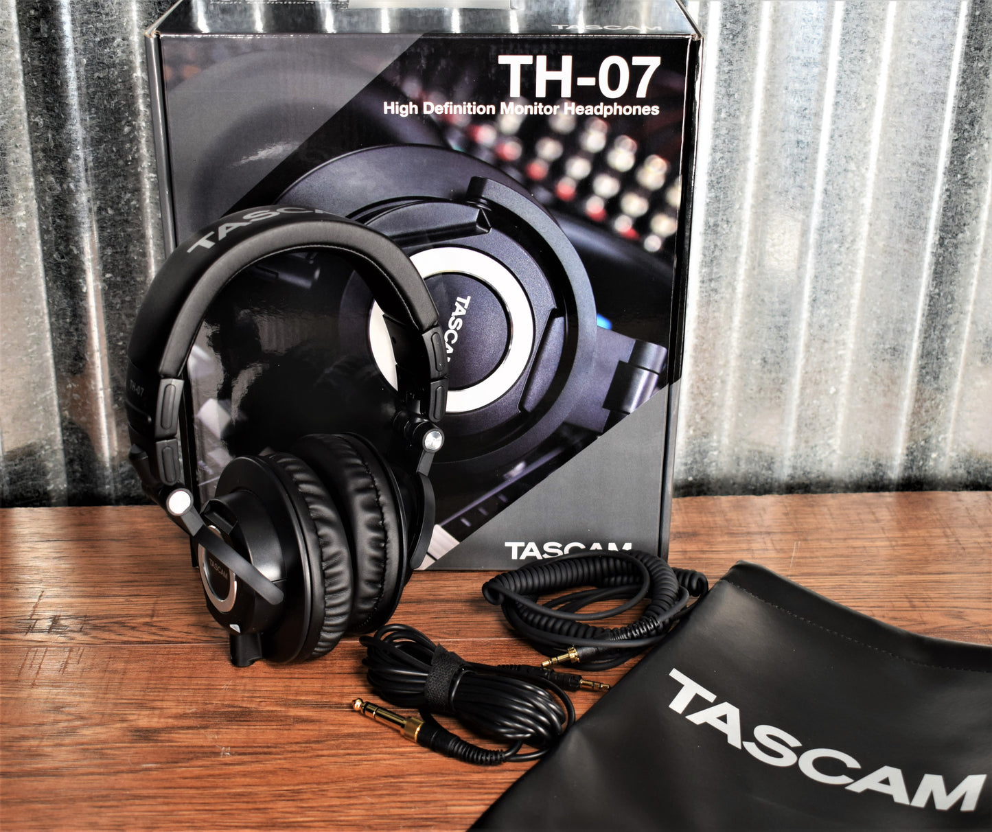 Tascam TH-07 High Definition Monitor Headphones