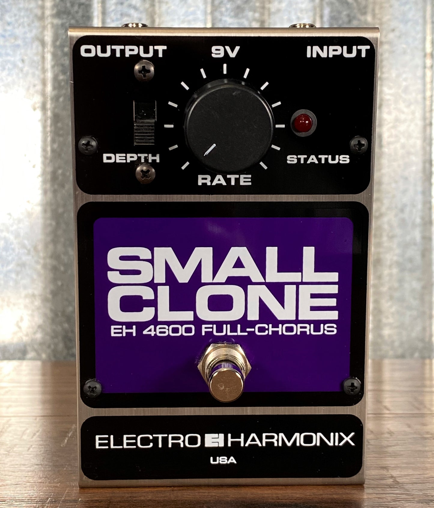 Electro-Harmonix EHX Small Clone Analog Chorus Guitar Effect Pedal Used
