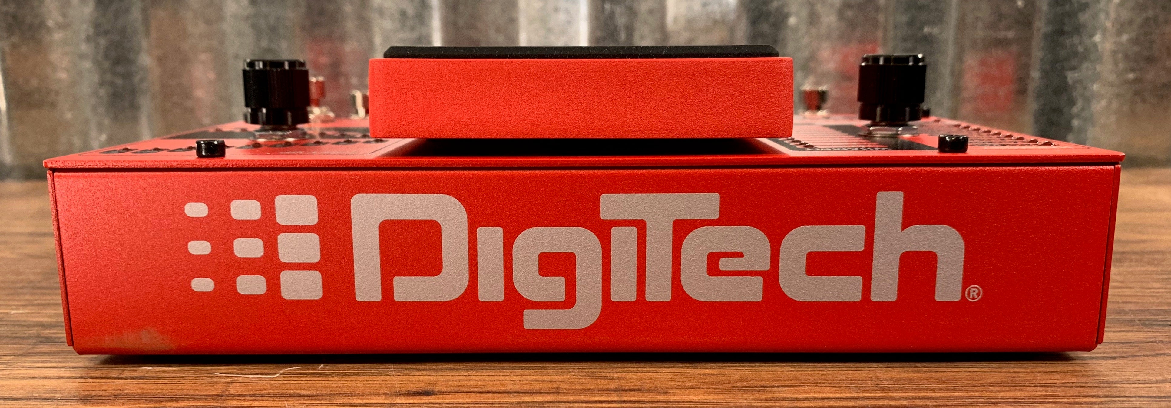 Digitech Whammy DT Pitch Shifter with Drop & Raised Tuning Digitech Whammy DT Pitch Shifter with Drop & Raised Tuning