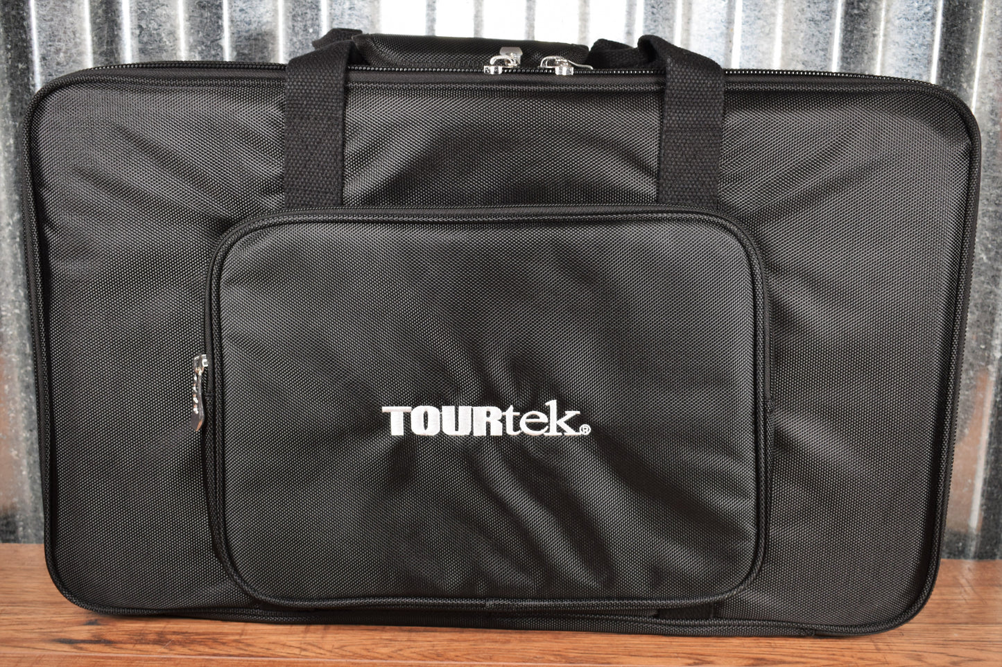 TourTek PB1911 20 Output Rechargeable Powered Guitar Effect Pedalboard & Bag