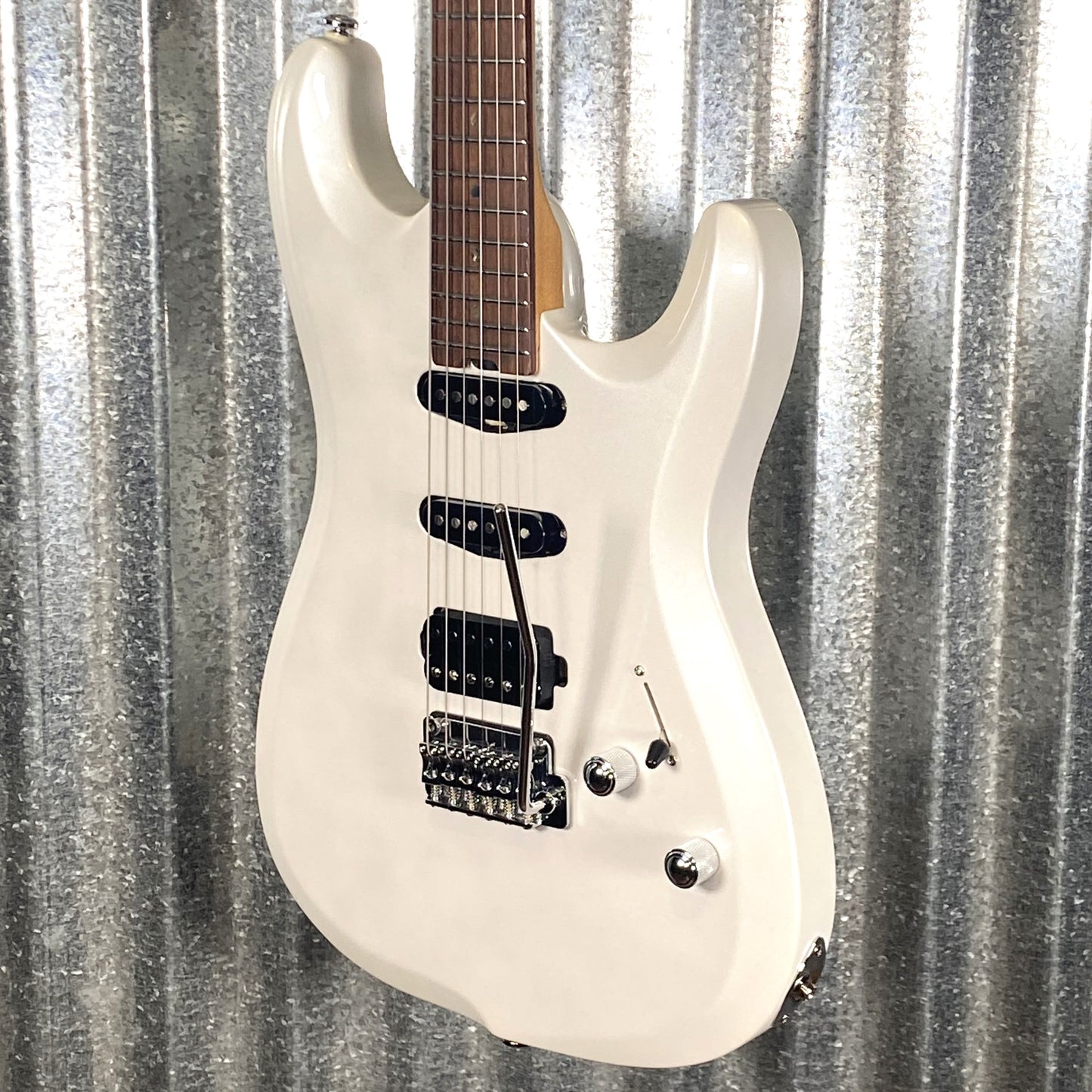 Musi Capricorn Fusion HSS Superstrat Pearl White Guitar #0126